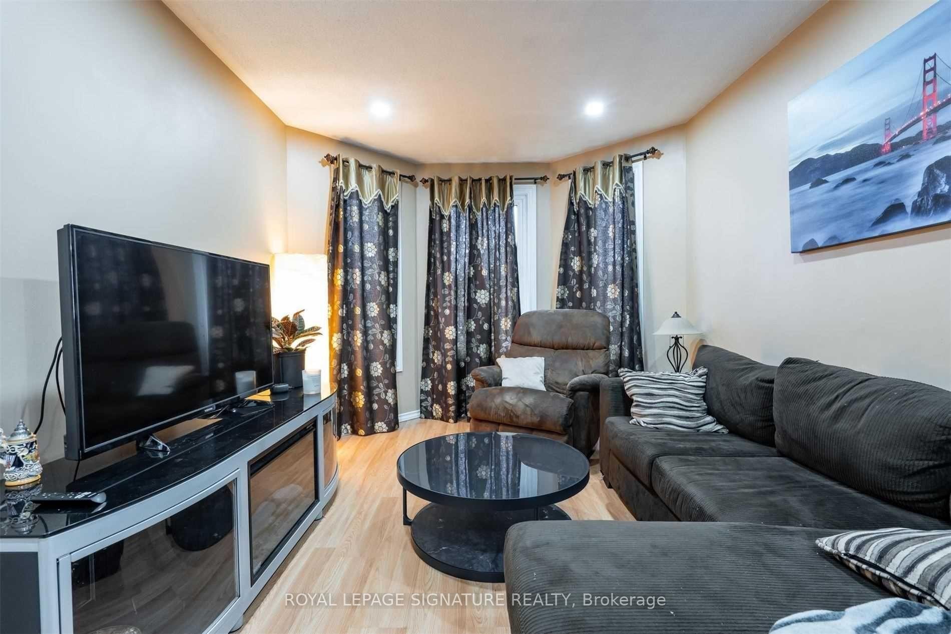 









52


Buchanan

Crescent, Upper,
Brantford,




ON
N3P 2A6

