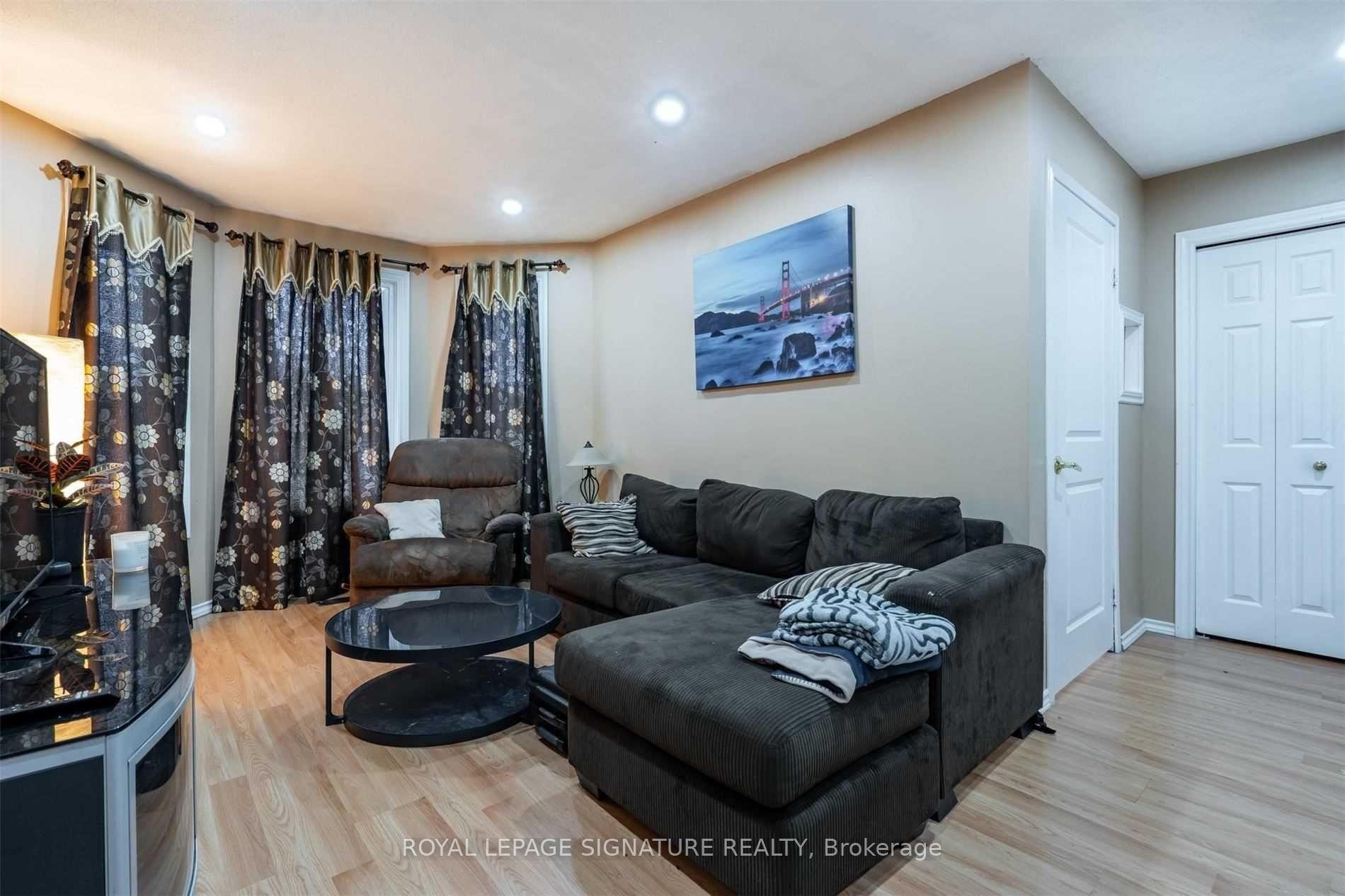 









52


Buchanan

Crescent, Upper,
Brantford,




ON
N3P 2A6

