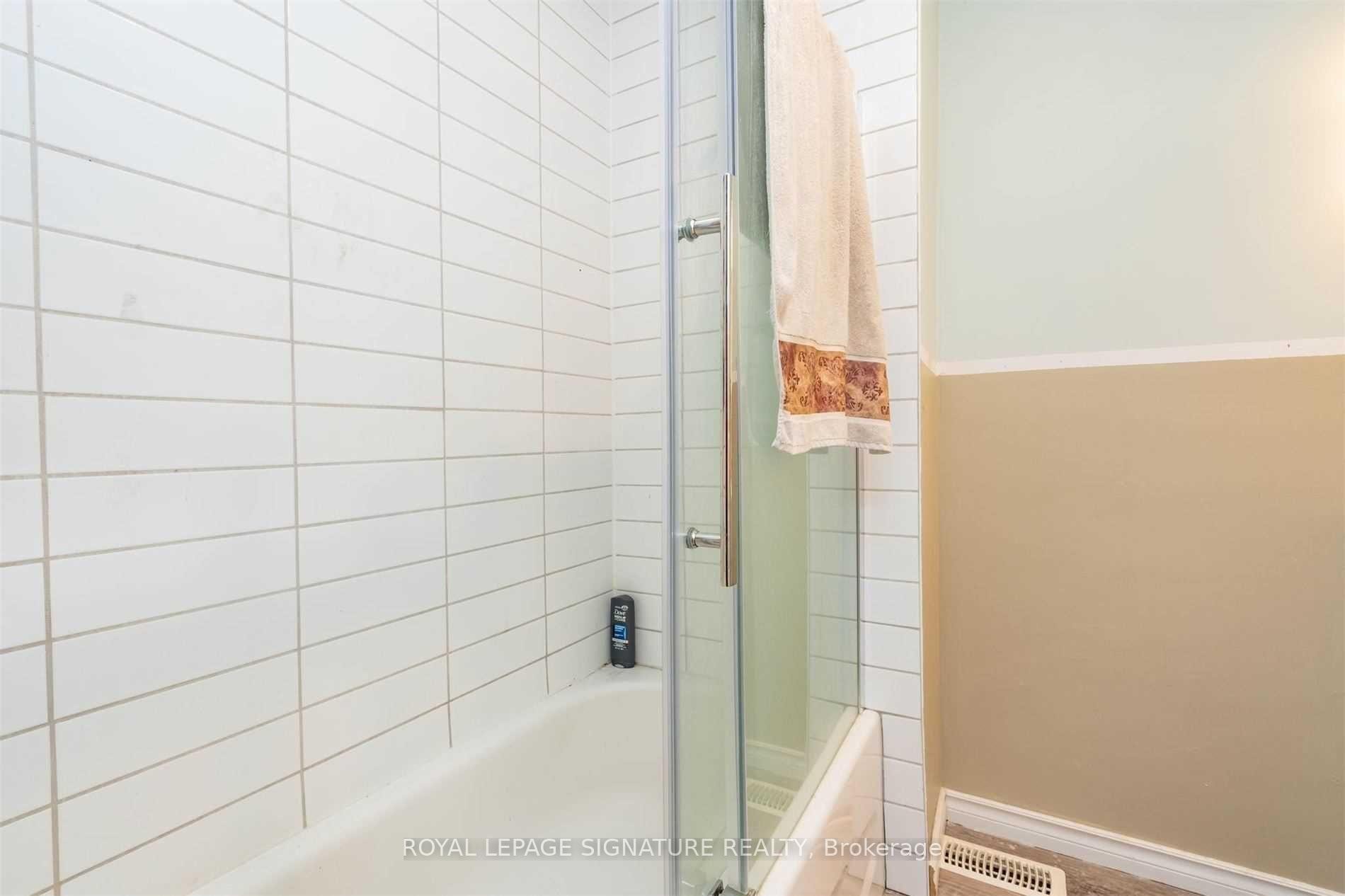 









52


Buchanan

Crescent, Upper,
Brantford,




ON
N3P 2A6

