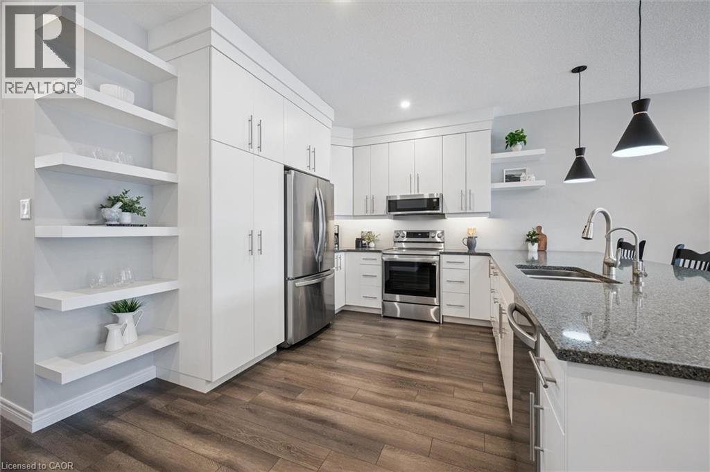 












211 WATER Street

,
St. Jacobs,




Ontario
N0B2N0

