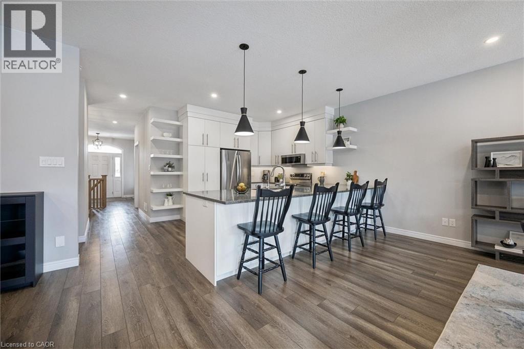 












211 WATER Street

,
St. Jacobs,




Ontario
N0B2N0

