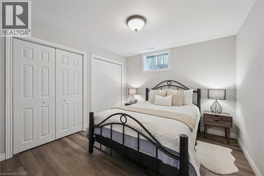 












211 WATER Street

,
St. Jacobs,




Ontario
N0B2N0

