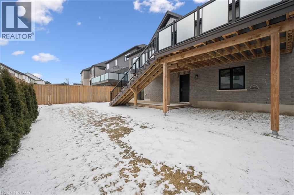 












211 WATER Street

,
St. Jacobs,




Ontario
N0B2N0

