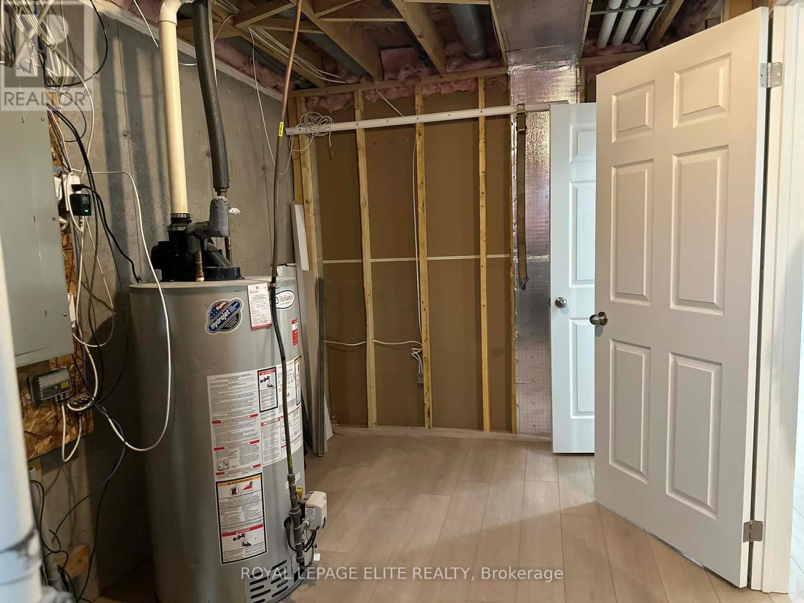 












48 - 350 DUNDAS STREET S

,
Cambridge,




Ontario
N1R5S2

