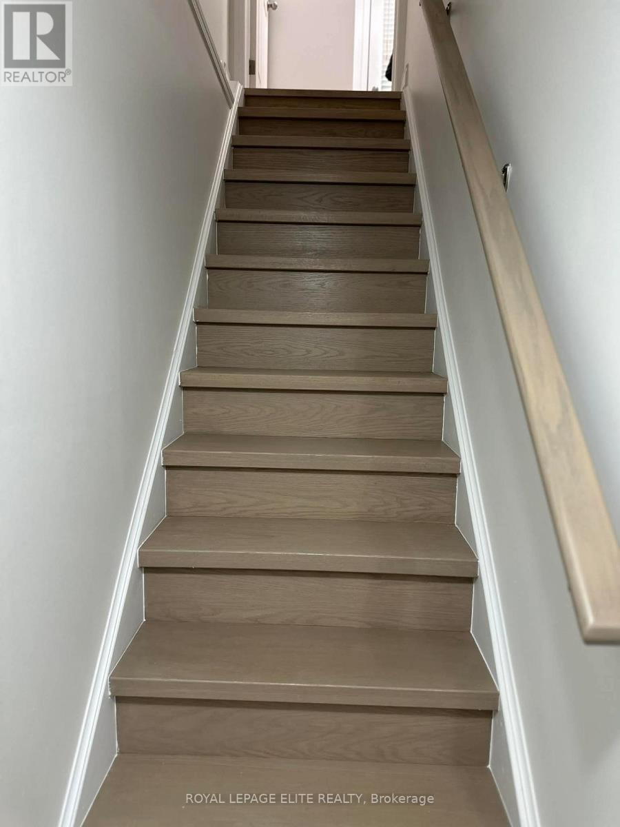 












48 - 350 DUNDAS STREET S

,
Cambridge,




Ontario
N1R5S2

