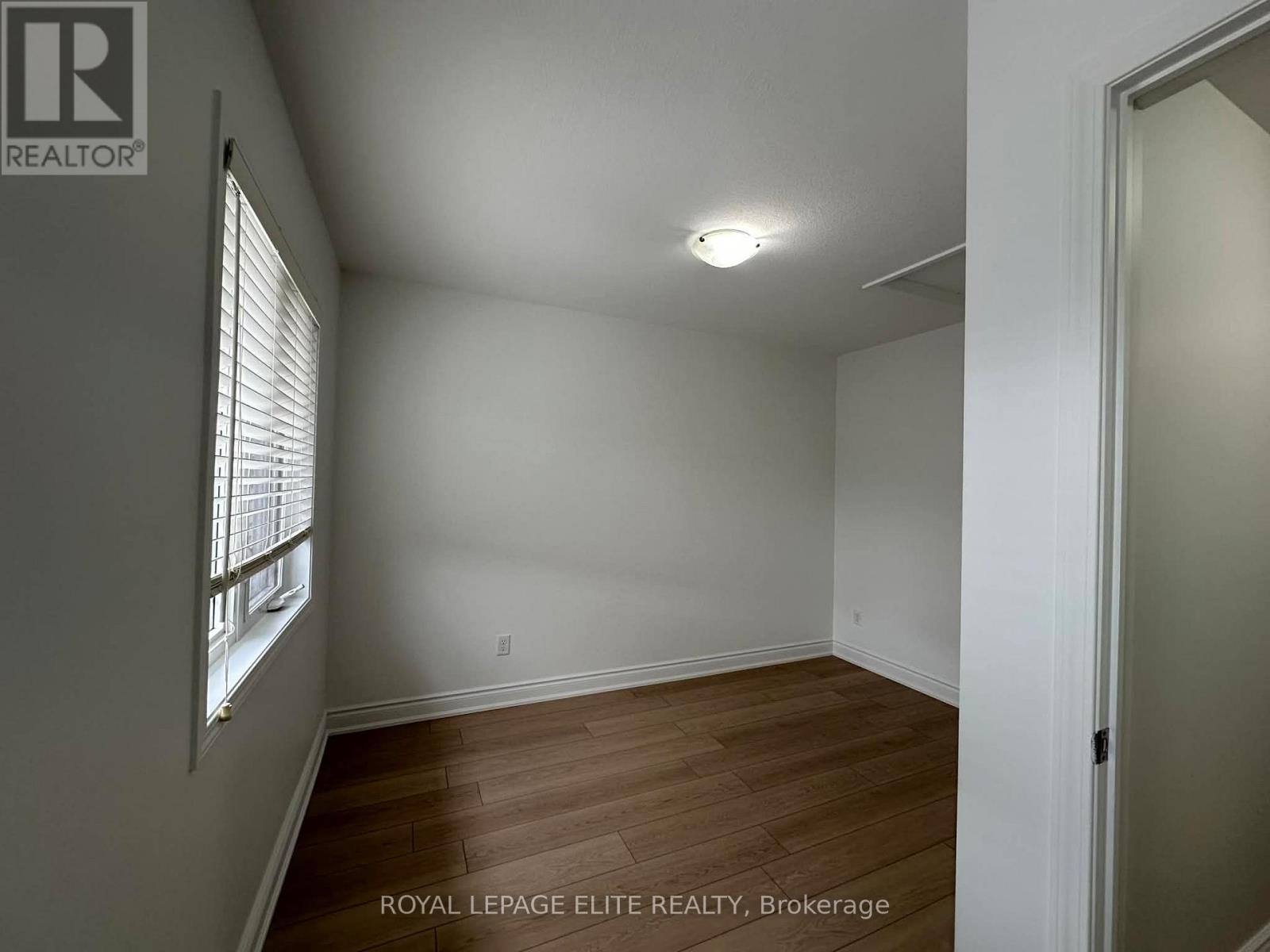 












48 - 350 DUNDAS STREET S

,
Cambridge,




Ontario
N1R5S2

