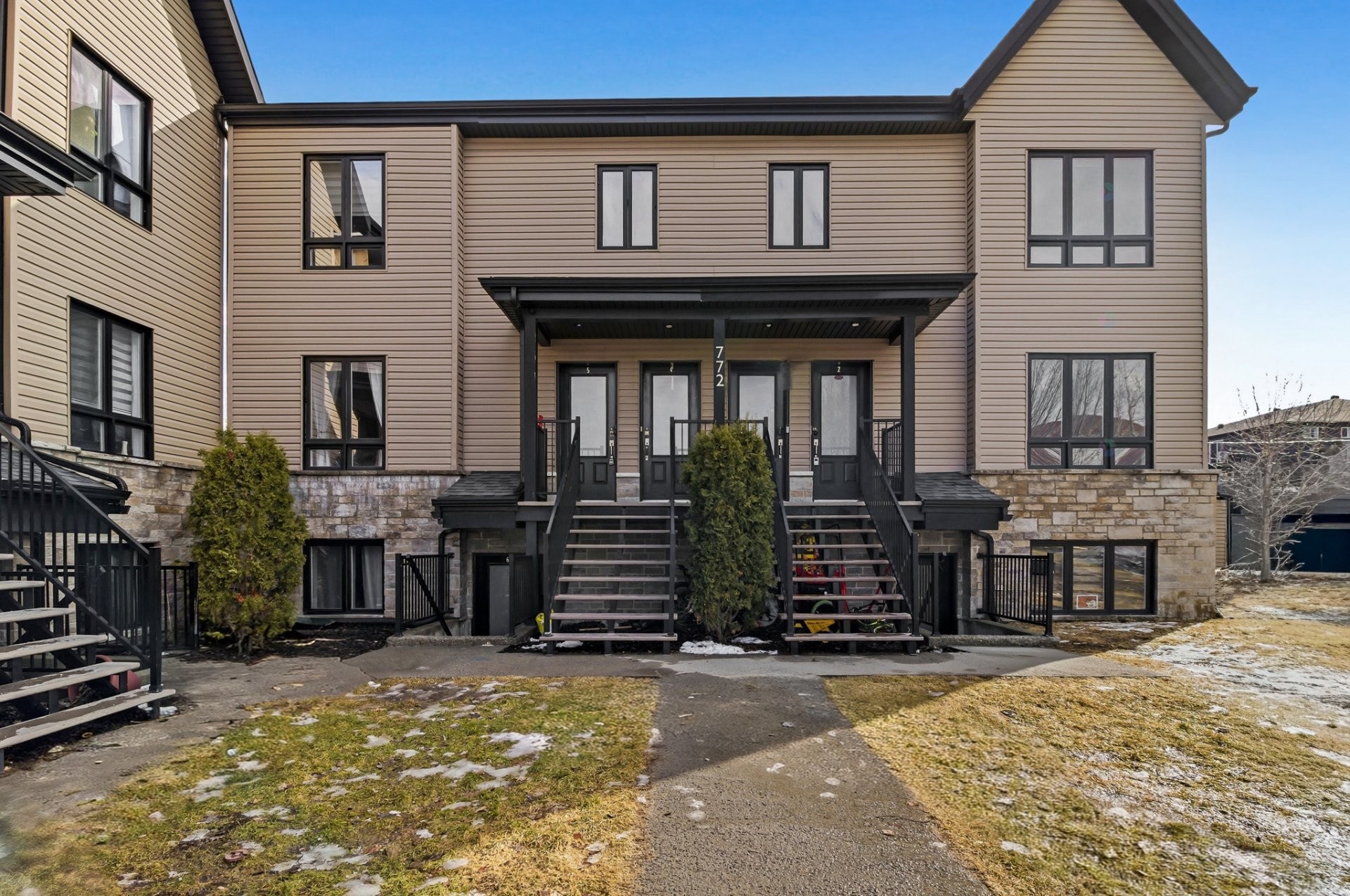 









772


Rue de la Volière

, 5,
Granby,




QC
J2J0J3


