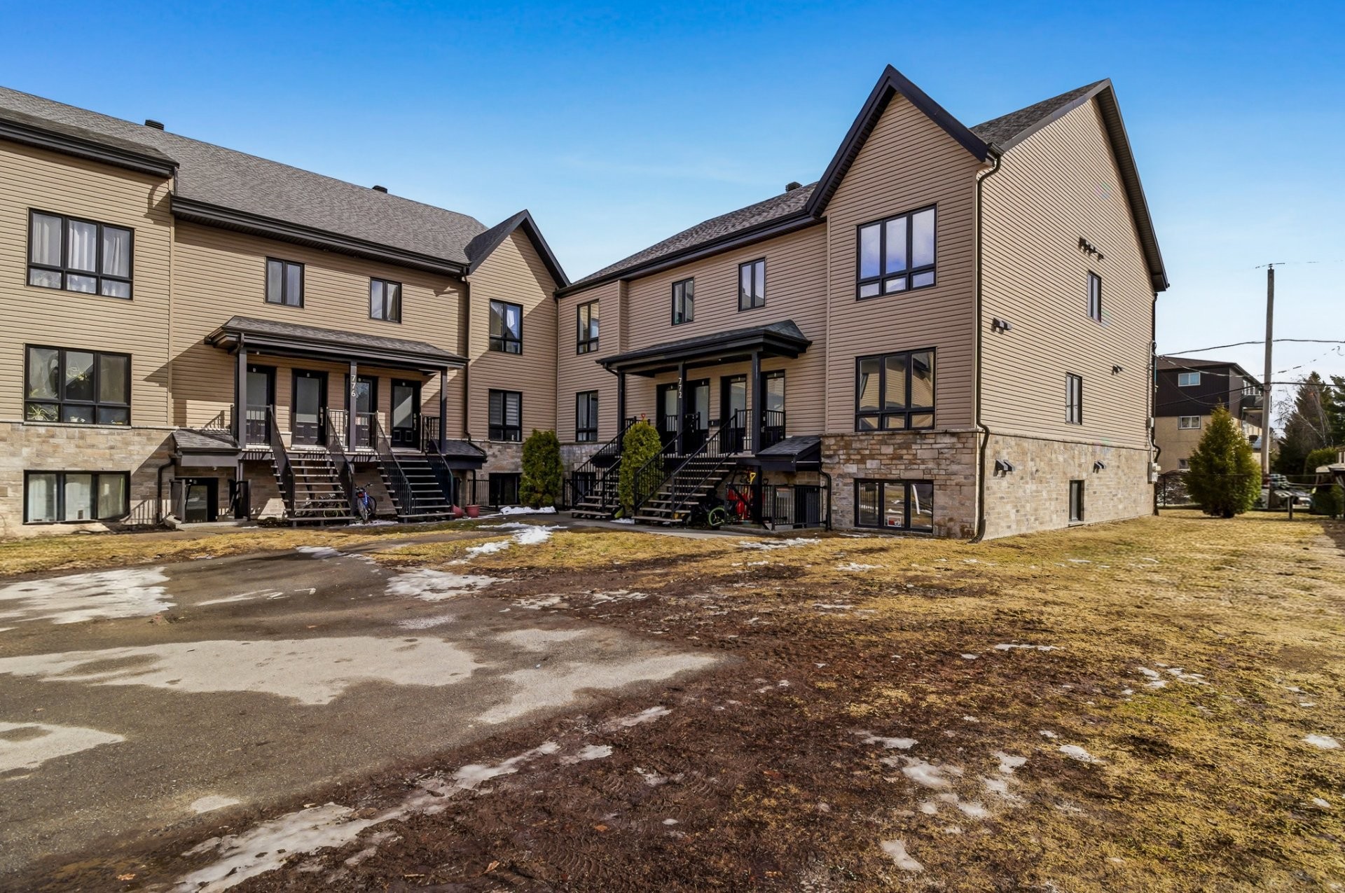 









772


Rue de la Volière

, 5,
Granby,




QC
J2J0J3


