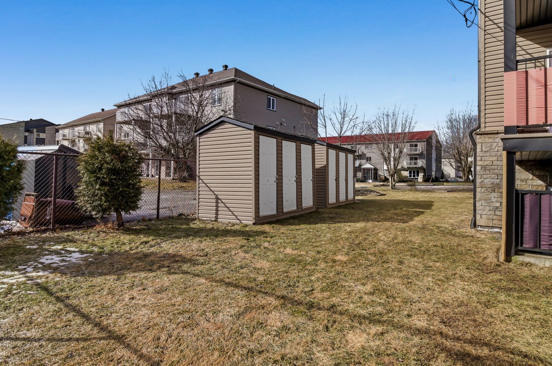 









772


Rue de la Volière

, 5,
Granby,




QC
J2J0J3

