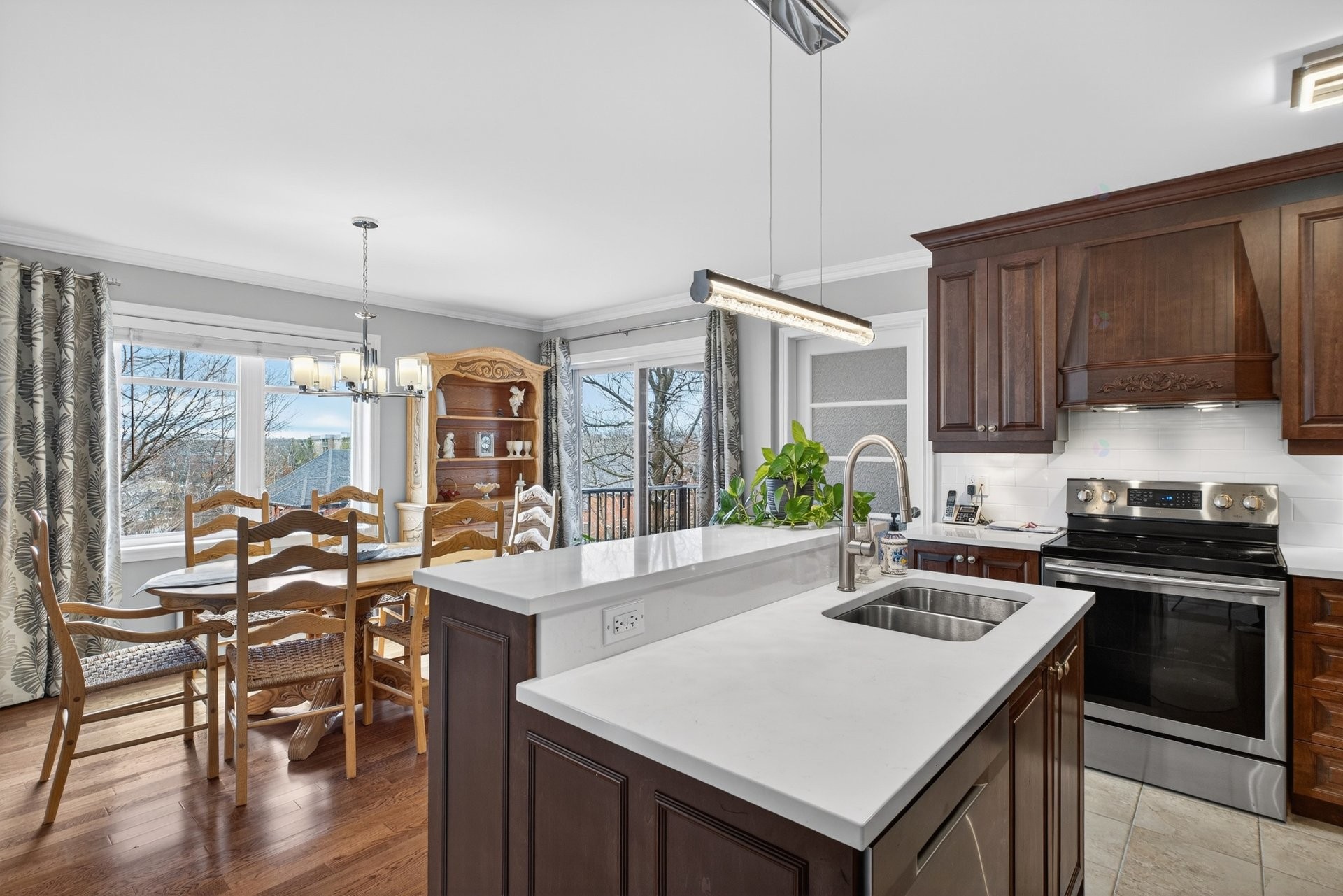 









843


Rue du Chardonnay

,
Sherbrooke (Les Nations),




QC
J1L0C3

