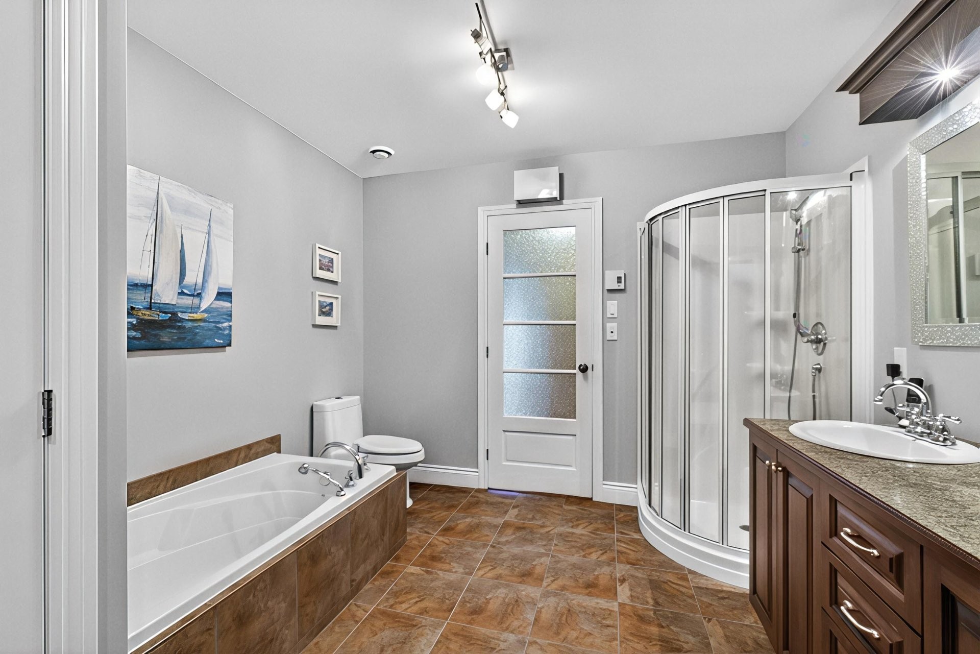 









843


Rue du Chardonnay

,
Sherbrooke (Les Nations),




QC
J1L0C3

