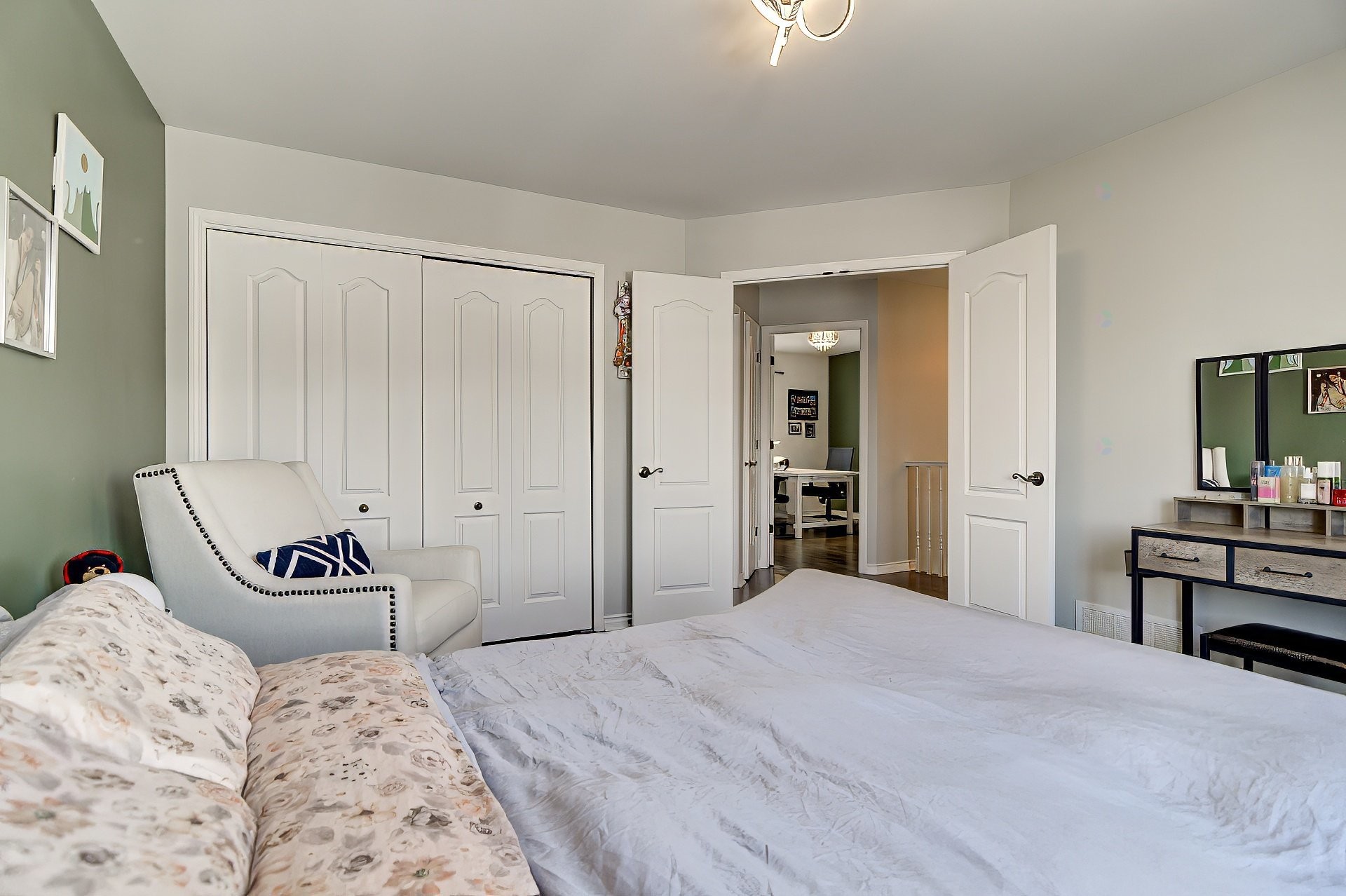 









8


Rue de la Seine

,
Candiac,




QC
J5R6Y1

