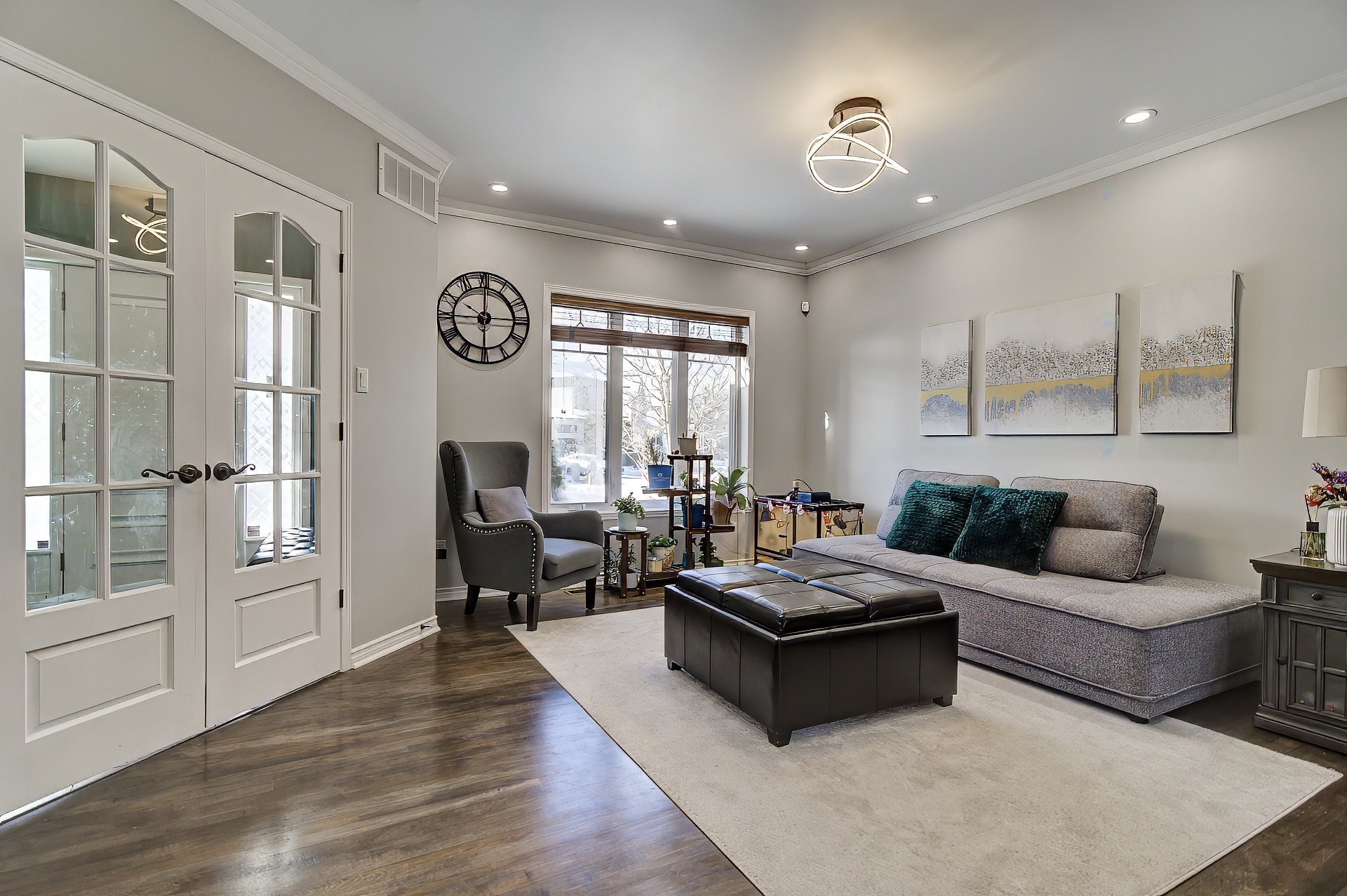 









8


Rue de la Seine

,
Candiac,




QC
J5R6Y1

