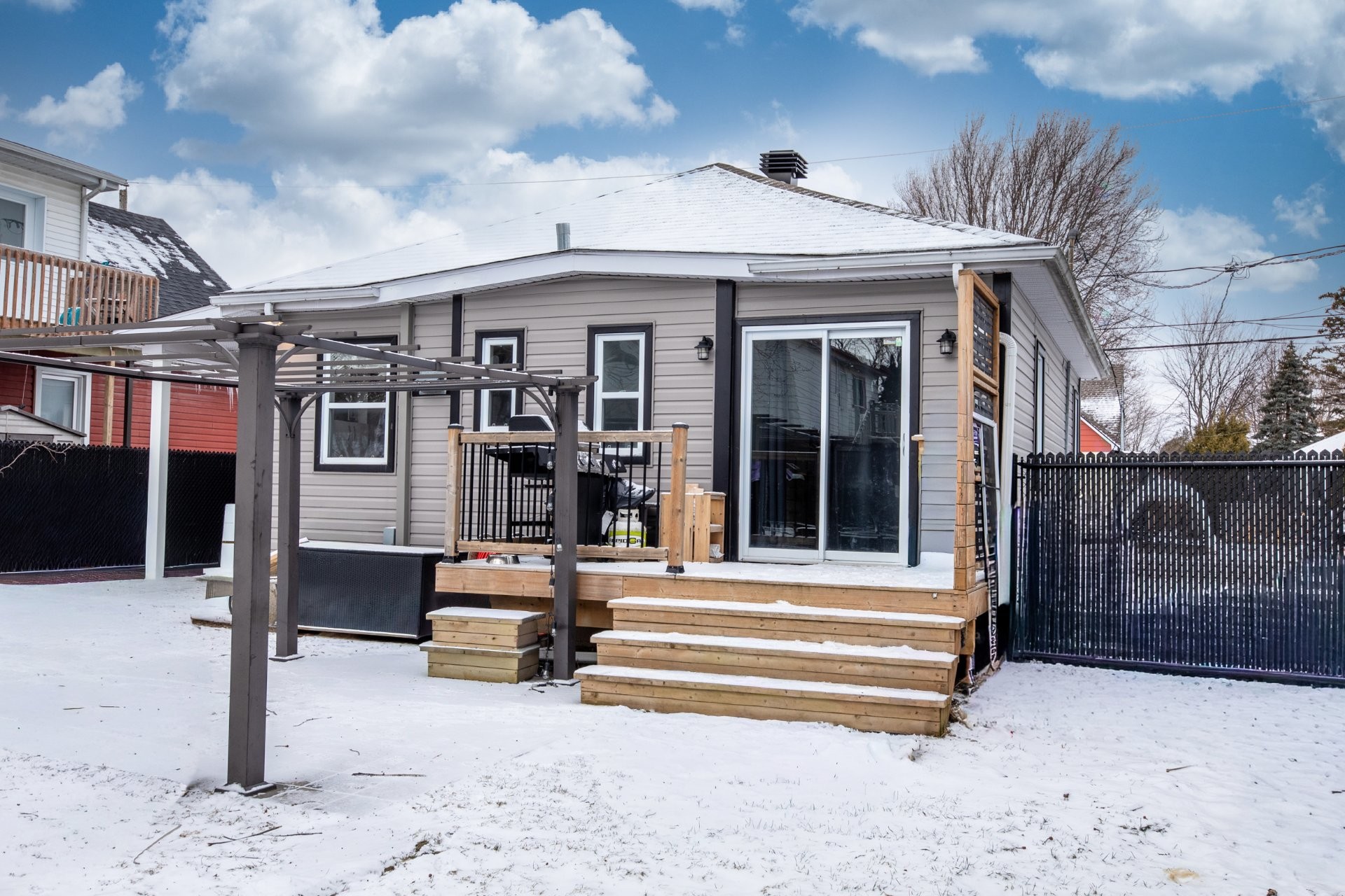 









184


Rue Fortin

,
Saint-Jean-sur-Richelieu,




QC
J3B3M2

