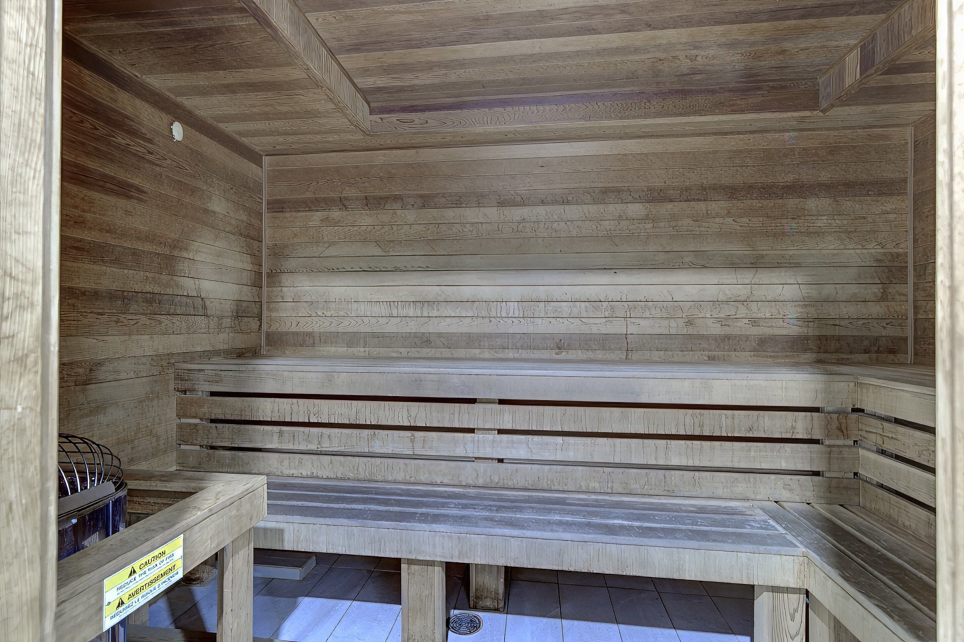 









1188


Av. Union

, 2009,
Montréal (Ville-Marie),




QC
H3B3A7

