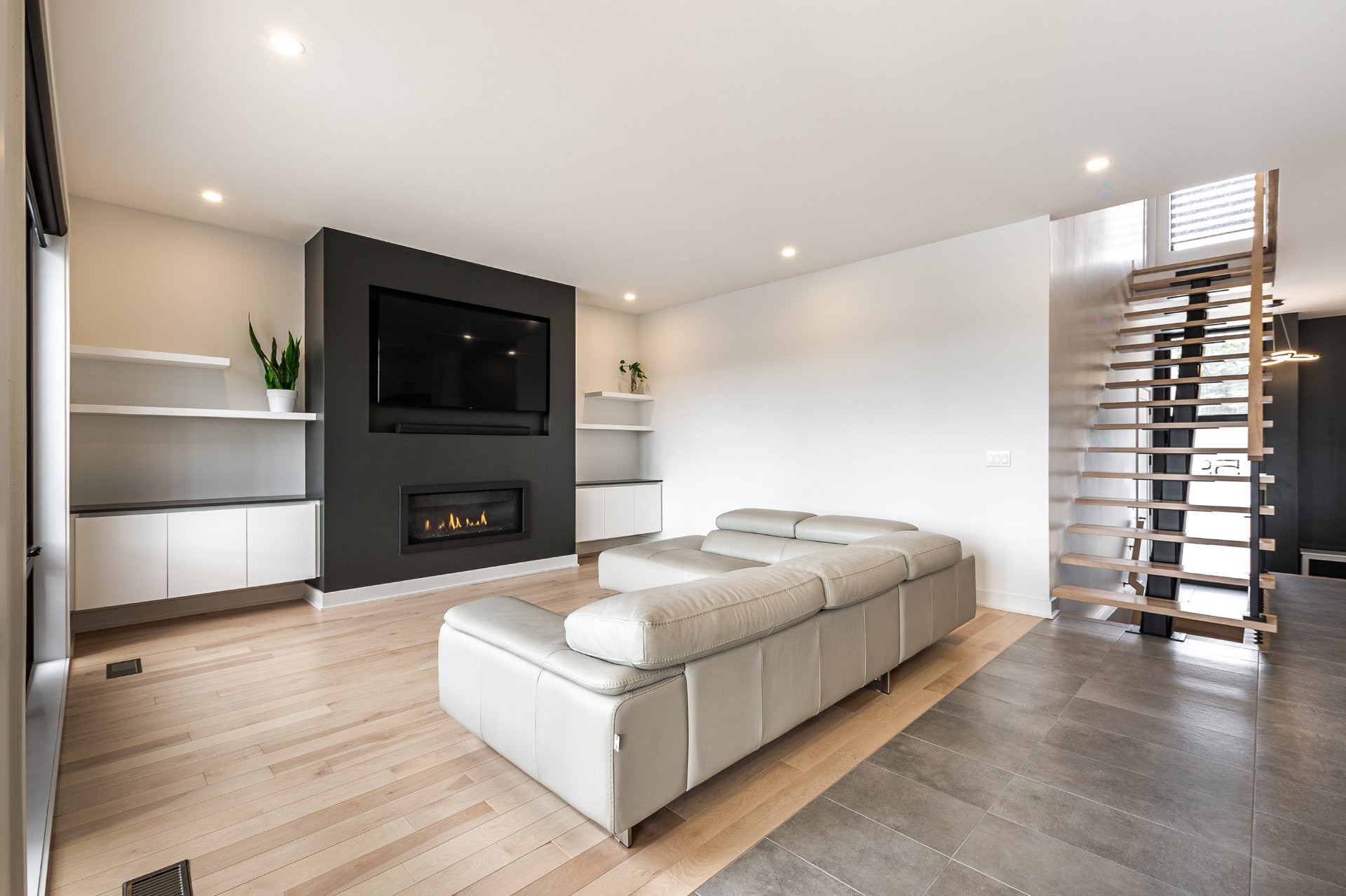 









59


Rue de l'Aigle

,
Carignan,




QC
J3L7J5

