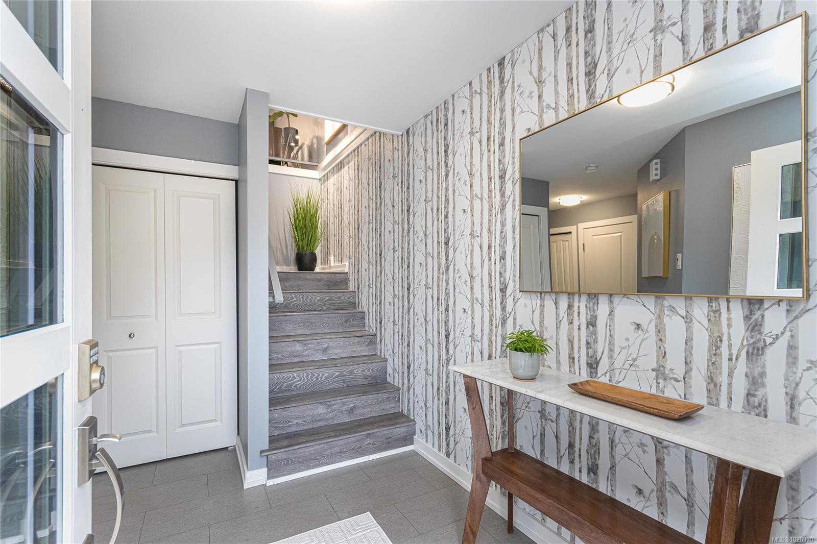 









1004


Guenter

Pl,
Langford,




BC
V9C 0G8

