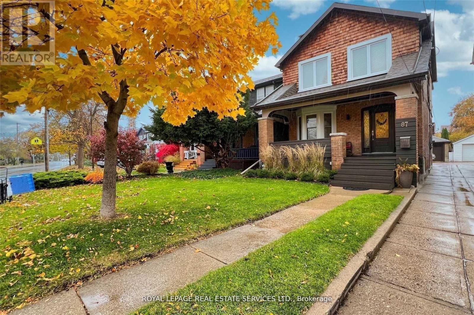 












LOWER - 87 DAWES ROAD

,
Toronto,




Ontario
M4C5B2

