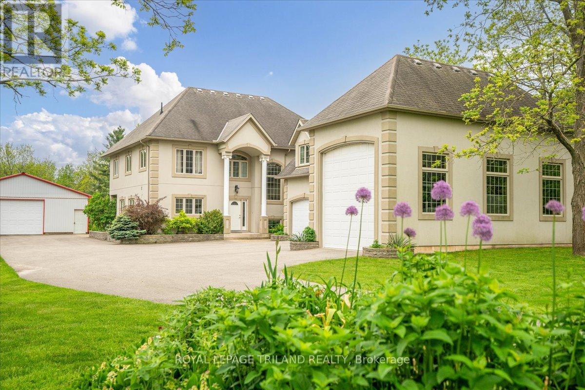 












3115 NAPPERTON DRIVE

,
Adelaide Metcalfe,




Ontario
N7G3H8

