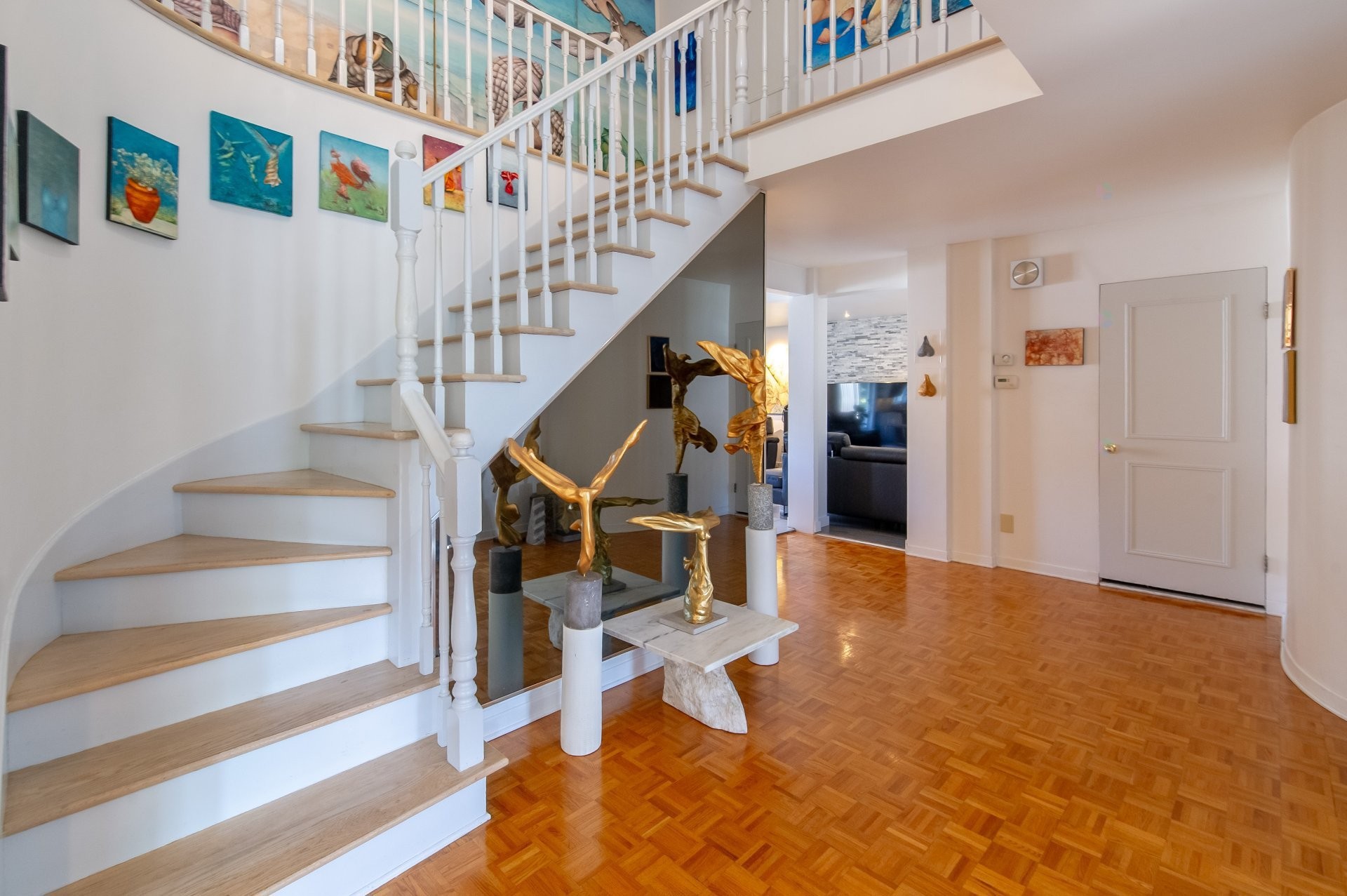 









1620


Crois. Rousseau

,
Brossard,




QC
J4X1S7

