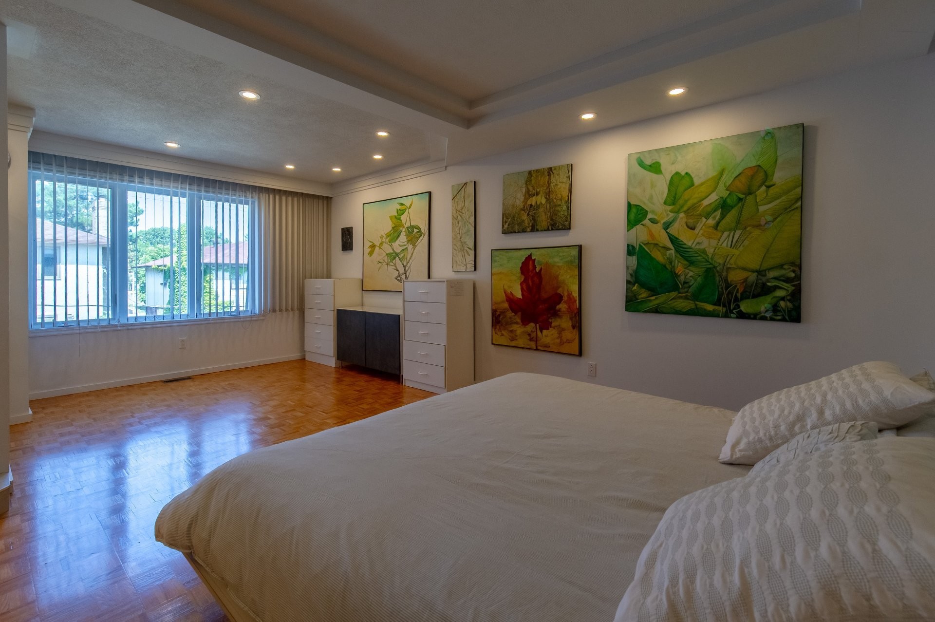 









1620


Crois. Rousseau

,
Brossard,




QC
J4X1S7

