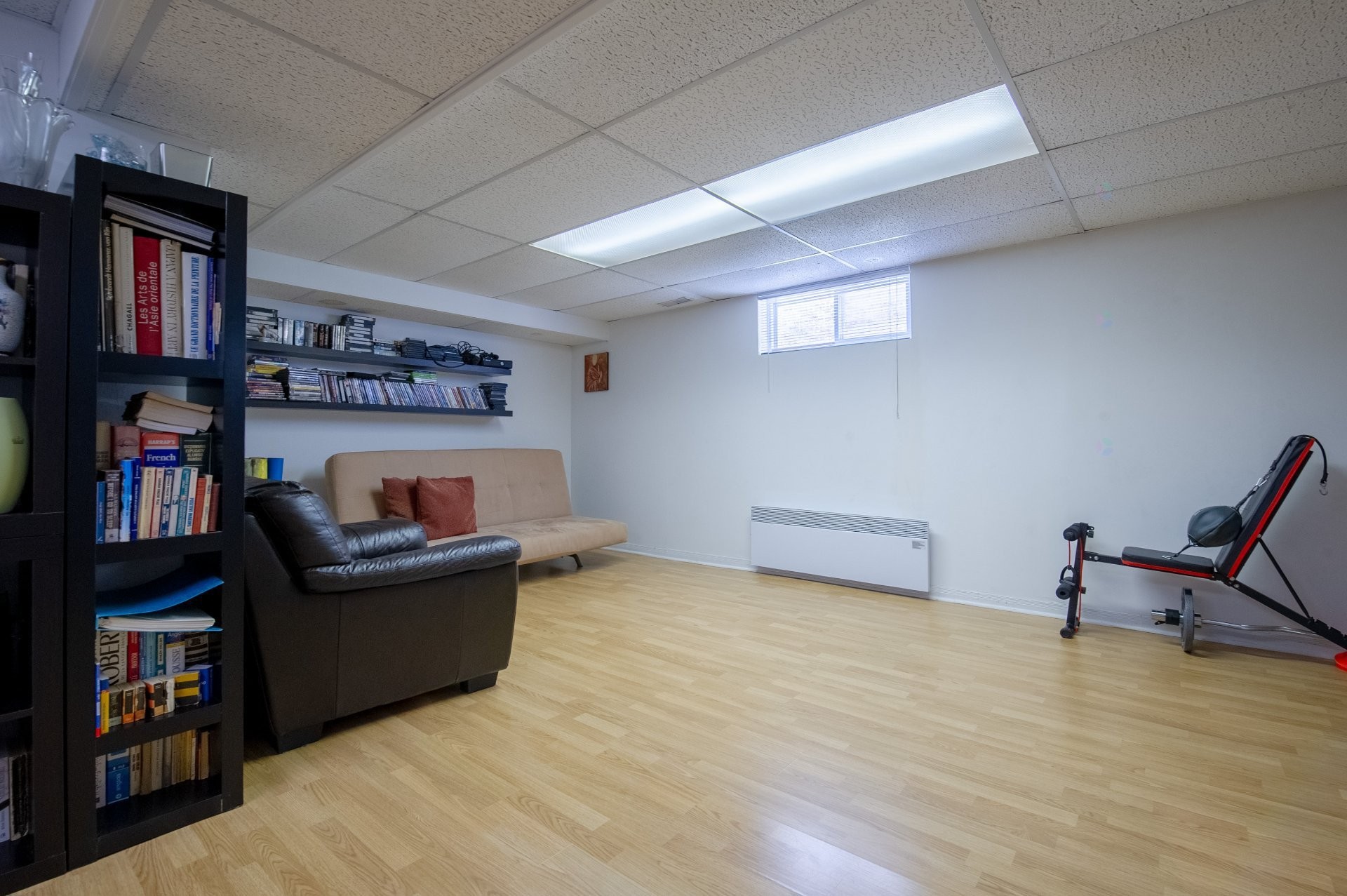 









1620


Crois. Rousseau

,
Brossard,




QC
J4X1S7

