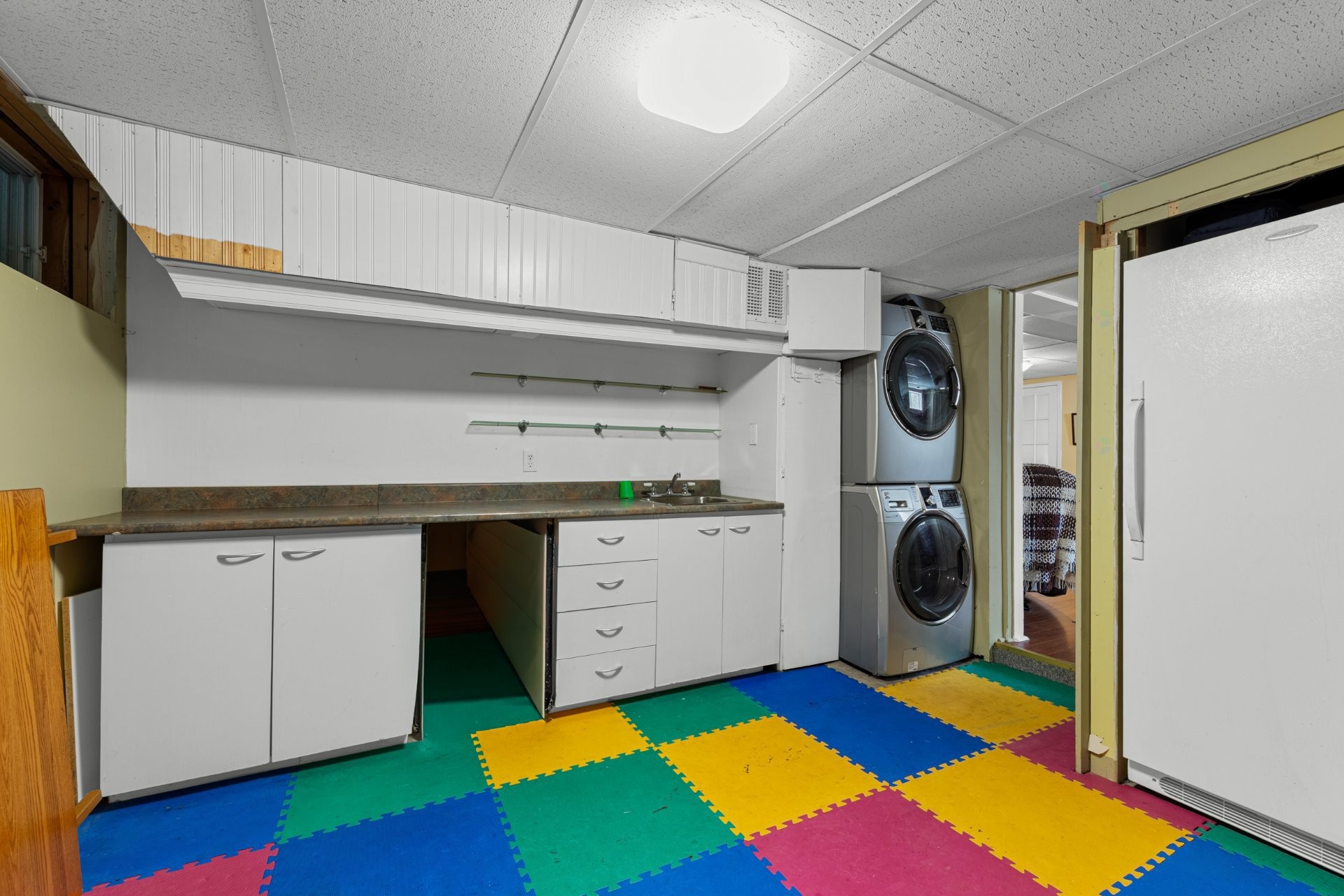 









1536


Rue Lemieux

,
Saint-Jean-sur-Richelieu,




QC
J2W2B9

