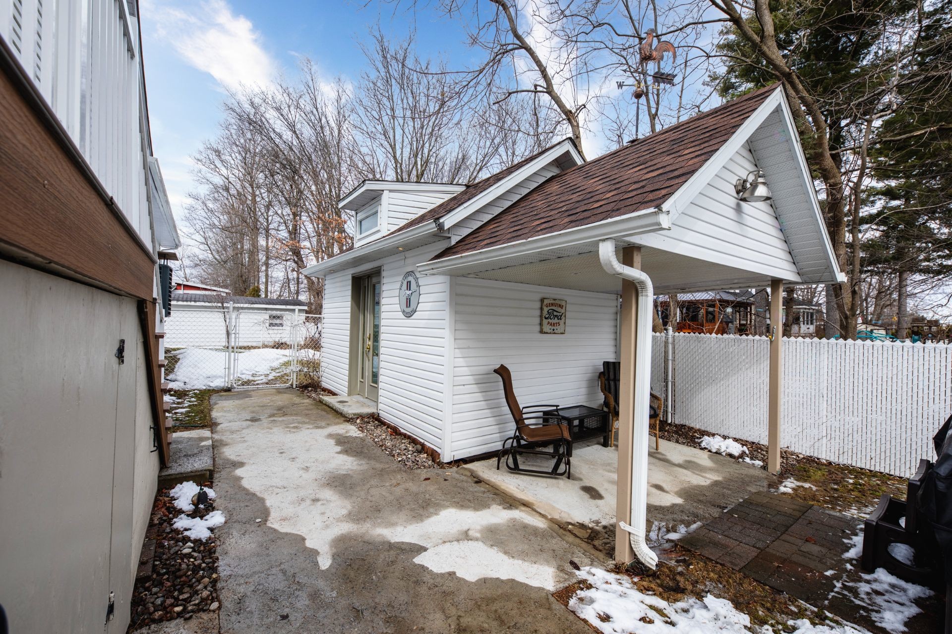 









1536


Rue Lemieux

,
Saint-Jean-sur-Richelieu,




QC
J2W2B9

