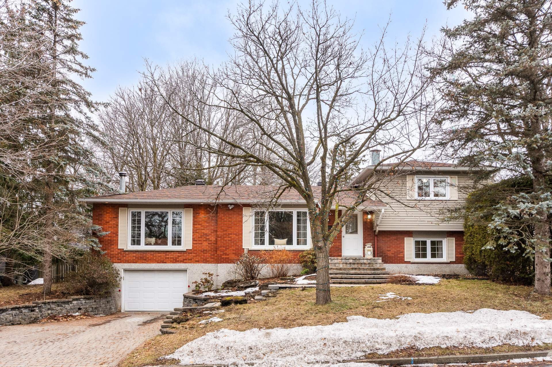 









161


Rue Townshend

,
Saint-Bruno-de-Montarville,




QC
J3V1K7

