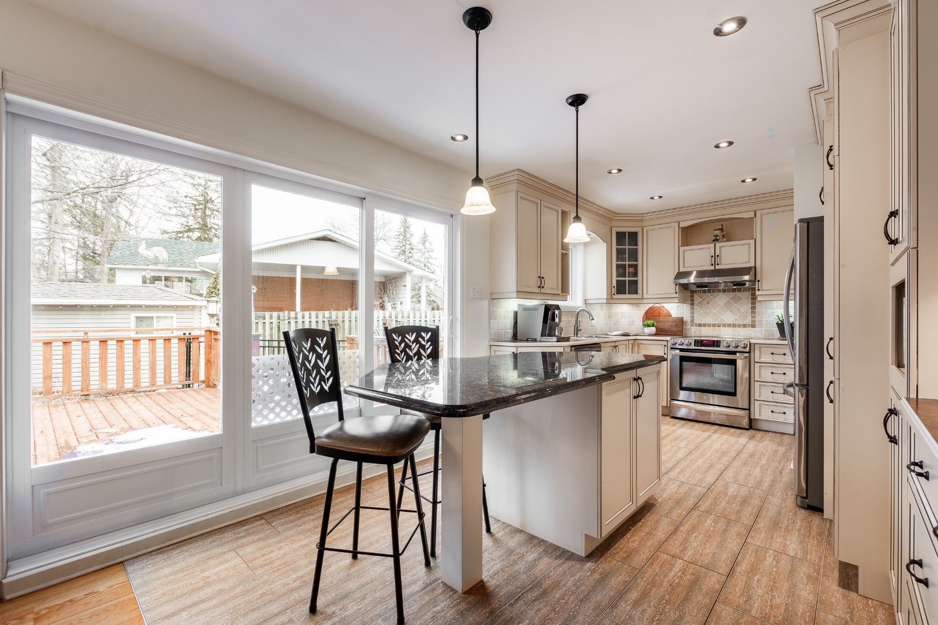 









161


Rue Townshend

,
Saint-Bruno-de-Montarville,




QC
J3V1K7

