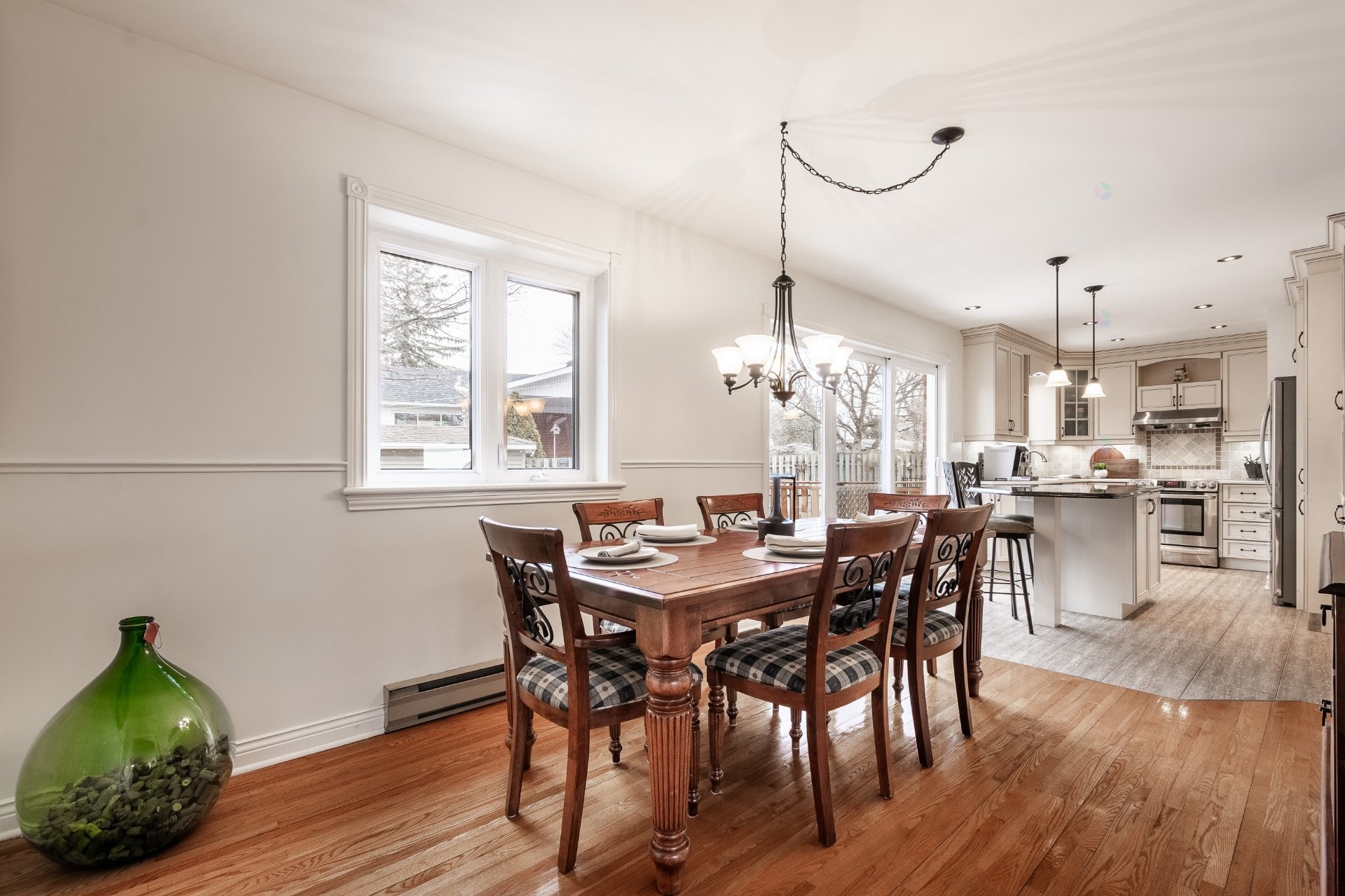 









161


Rue Townshend

,
Saint-Bruno-de-Montarville,




QC
J3V1K7

