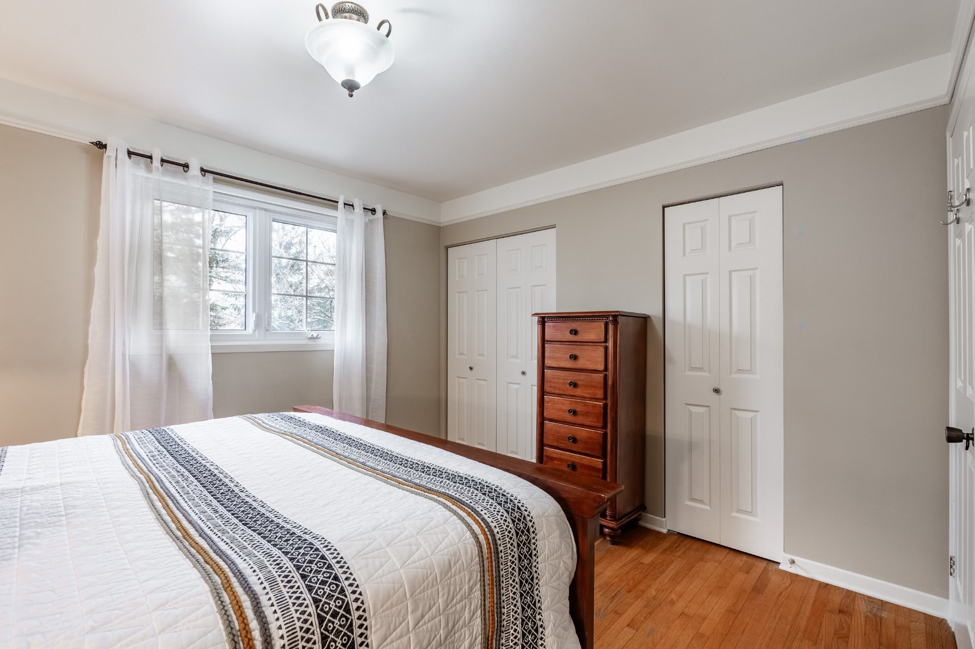 









161


Rue Townshend

,
Saint-Bruno-de-Montarville,




QC
J3V1K7

