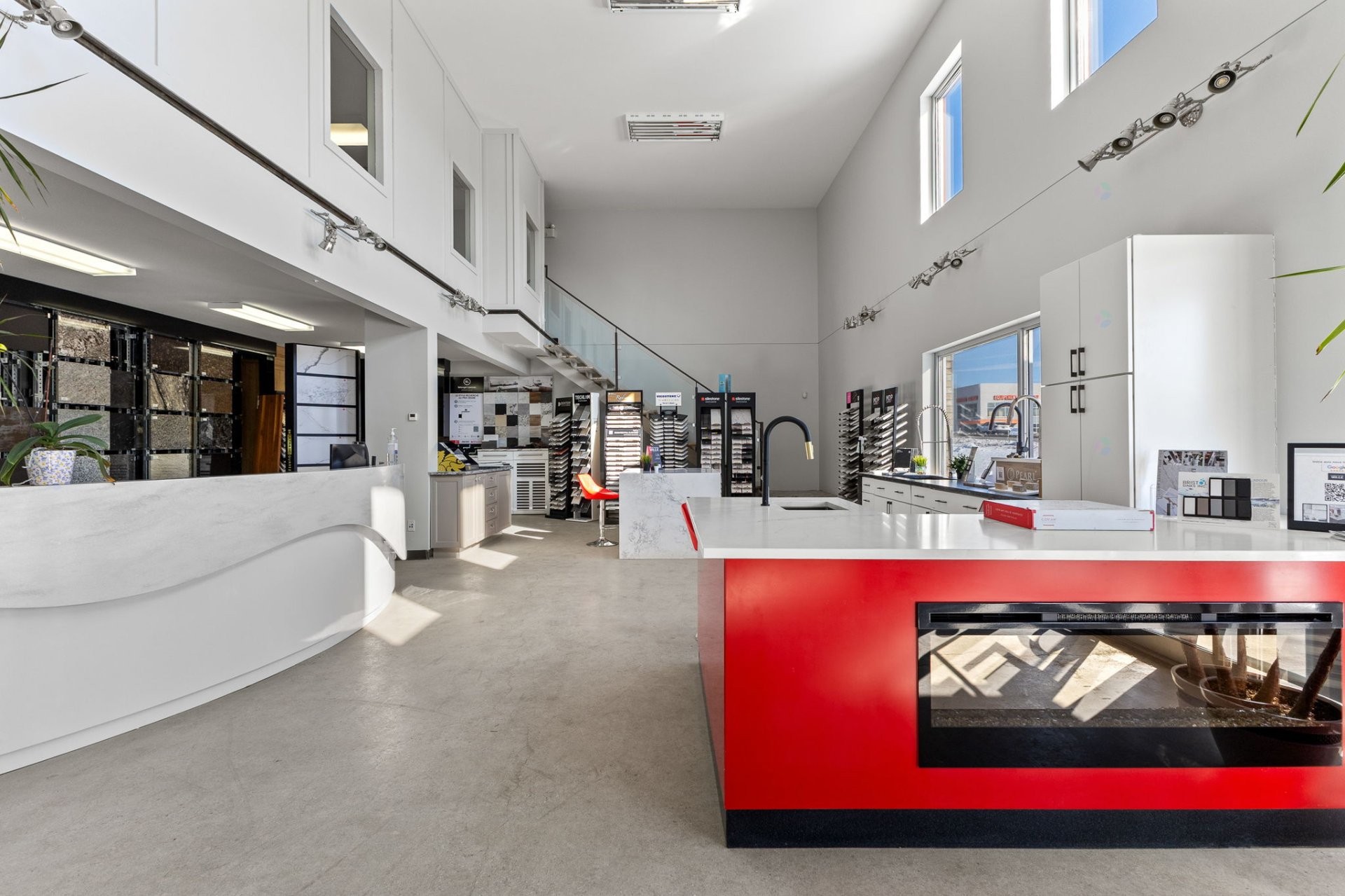 









183


Boul. de l'Aéroport

,
Gatineau (Gatineau),




QC
J8R3X2

