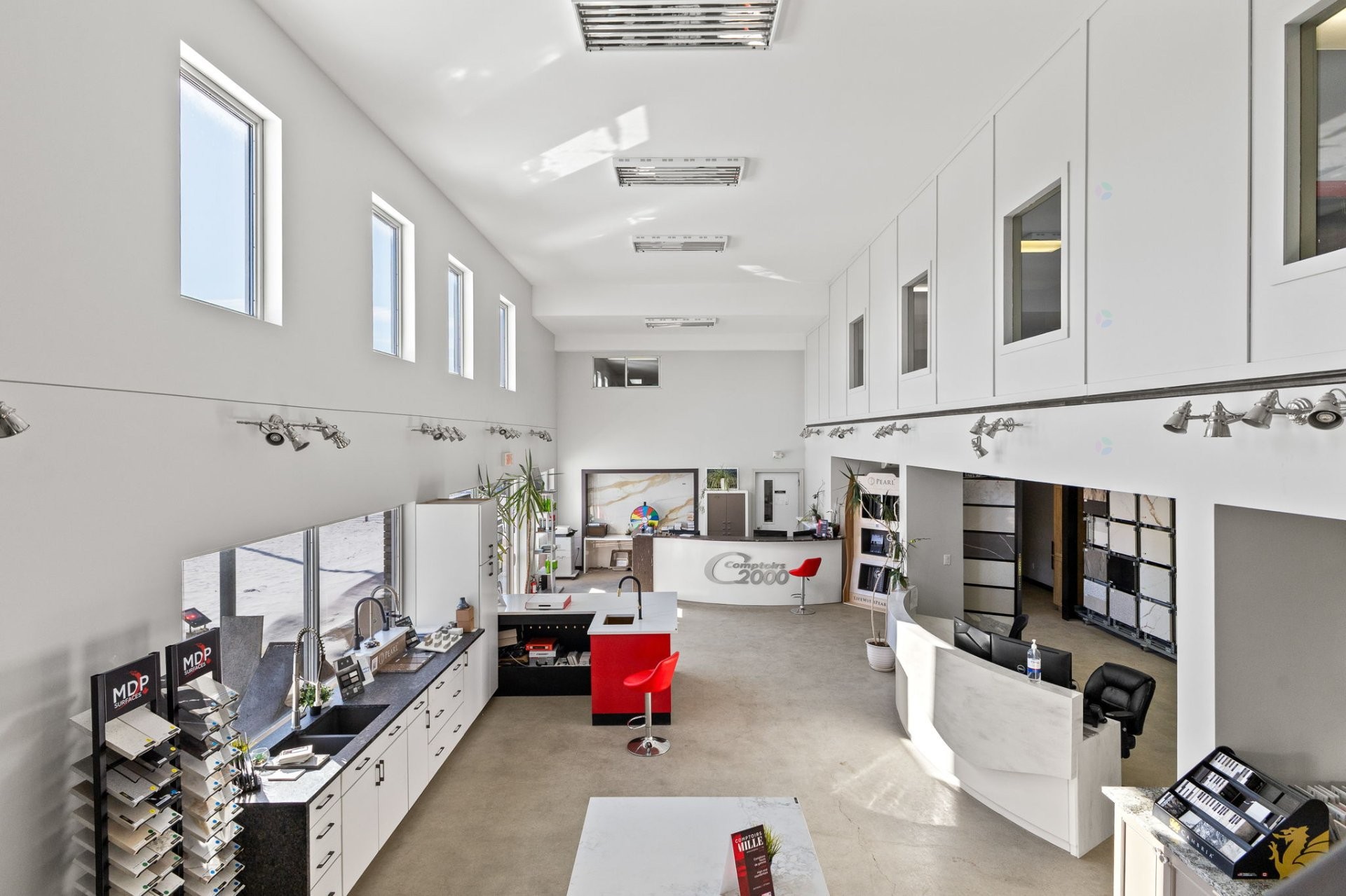 









183


Boul. de l'Aéroport

,
Gatineau (Gatineau),




QC
J8R3X2

