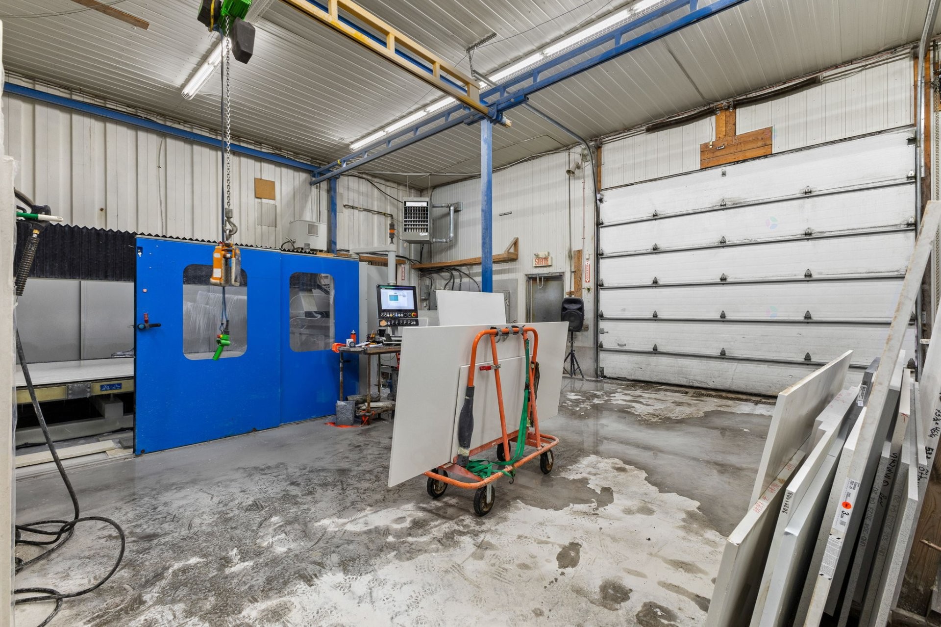 









183


Boul. de l'Aéroport

,
Gatineau (Gatineau),




QC
J8R3X2

