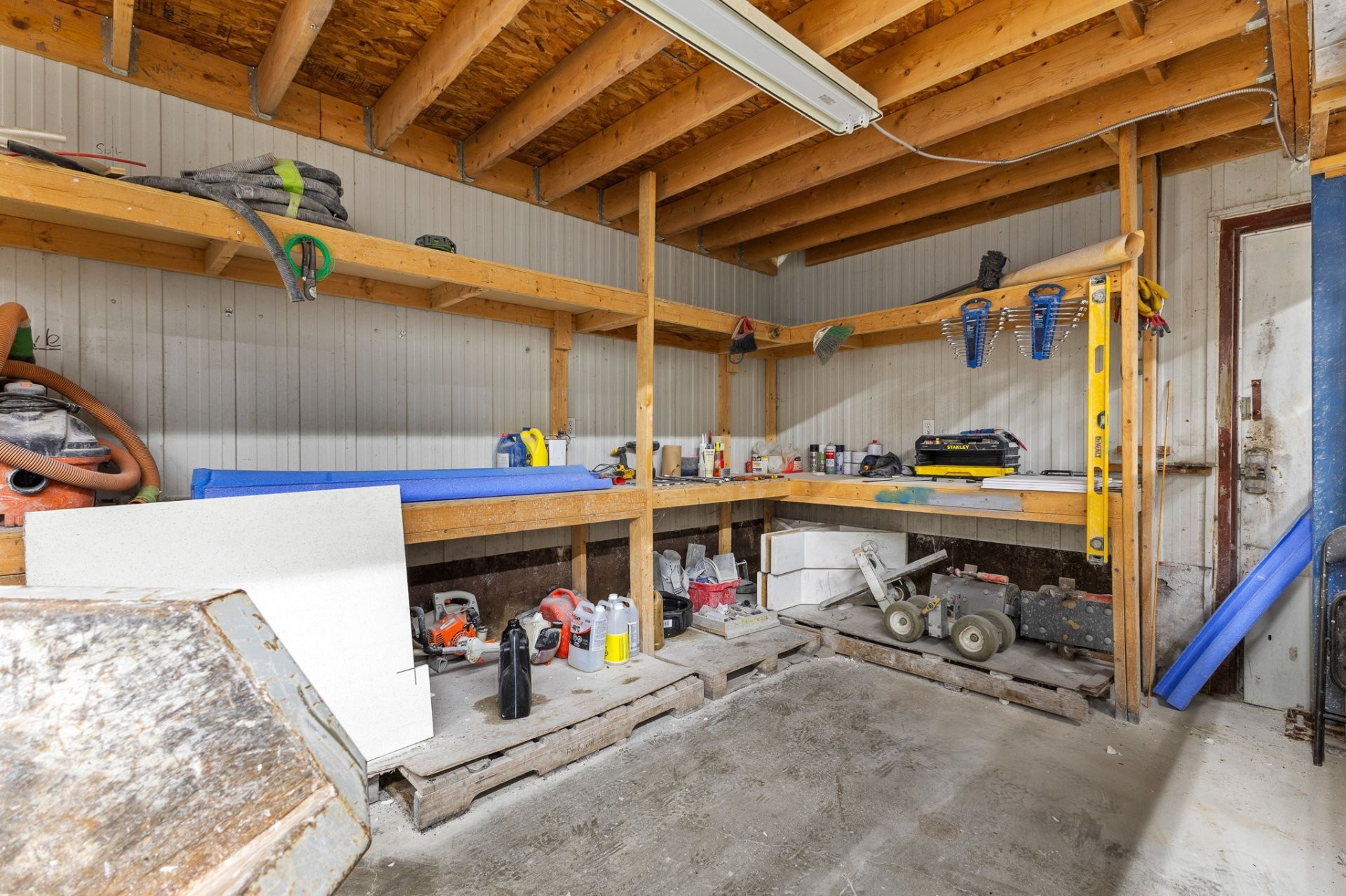 









183


Boul. de l'Aéroport

,
Gatineau (Gatineau),




QC
J8R3X2

