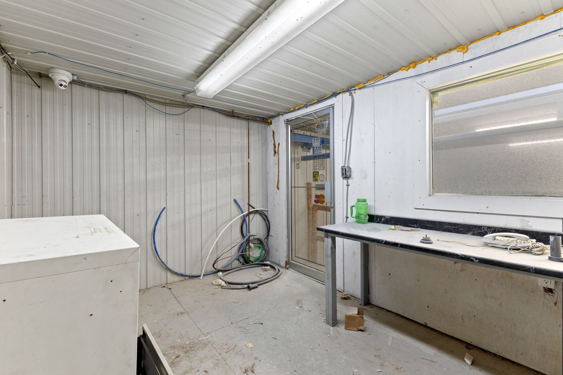 









183


Boul. de l'Aéroport

,
Gatineau (Gatineau),




QC
J8R3X2

