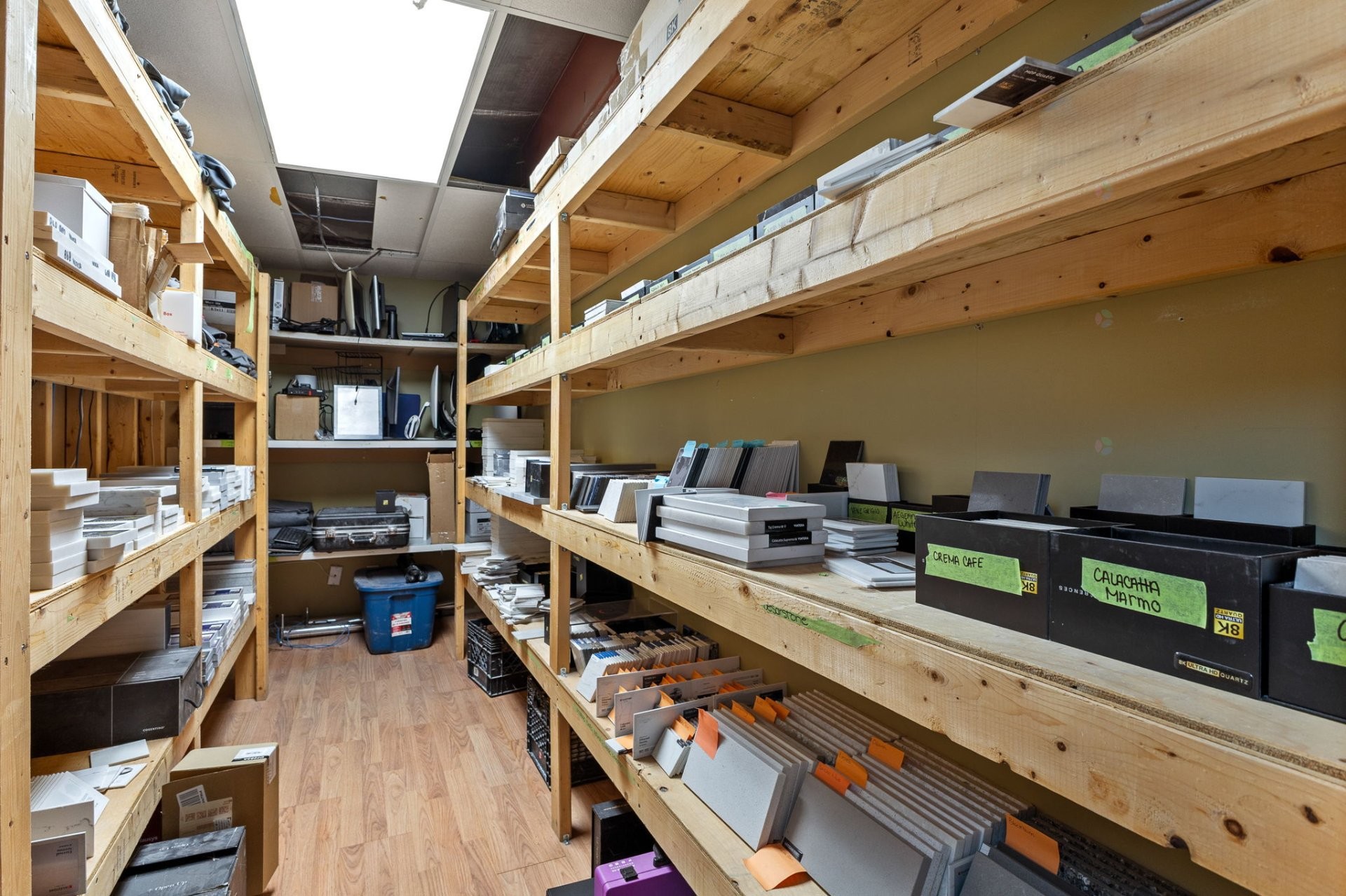 









183


Boul. de l'Aéroport

,
Gatineau (Gatineau),




QC
J8R3X2

