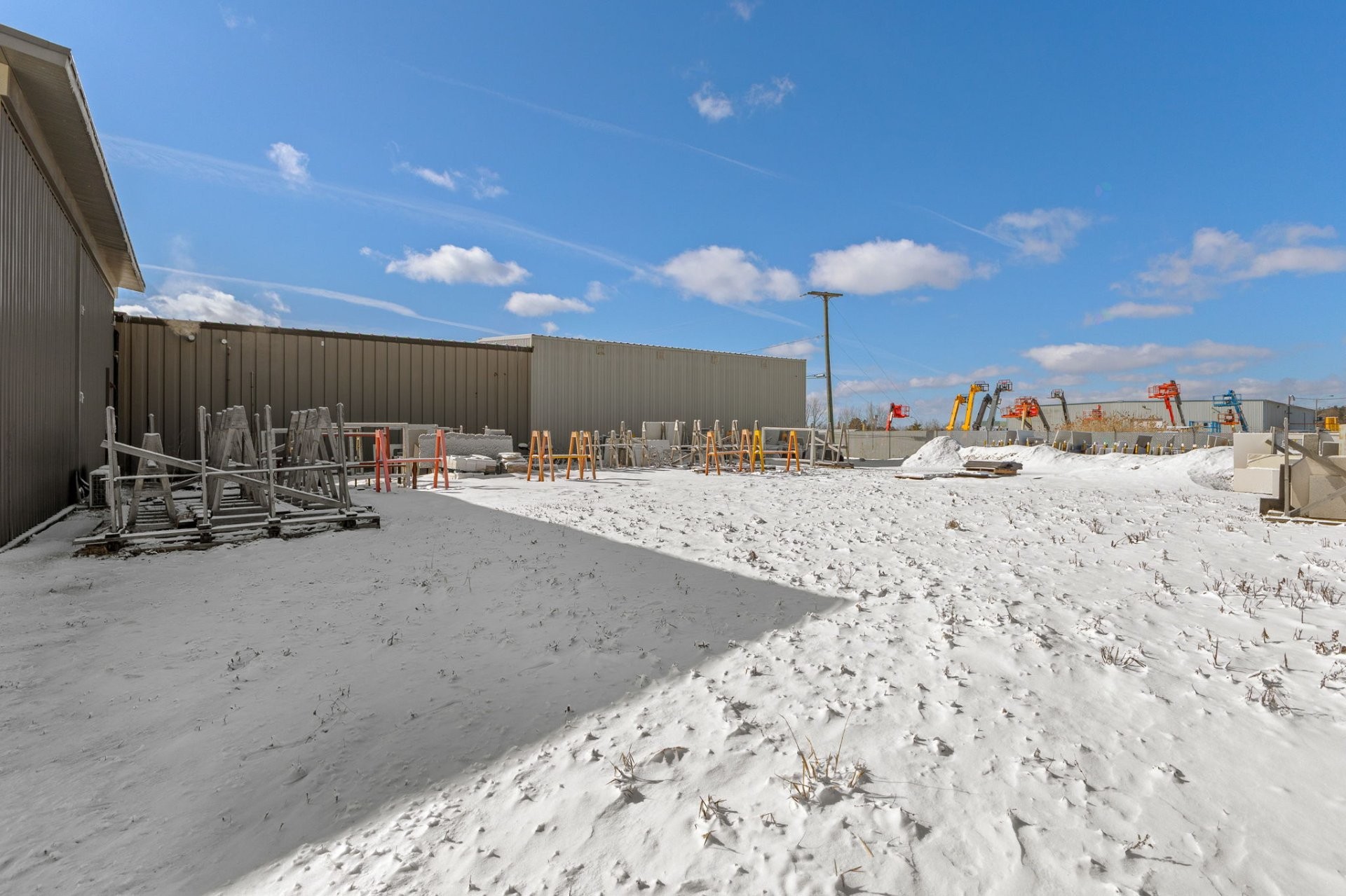 









183


Boul. de l'Aéroport

,
Gatineau (Gatineau),




QC
J8R3X2

