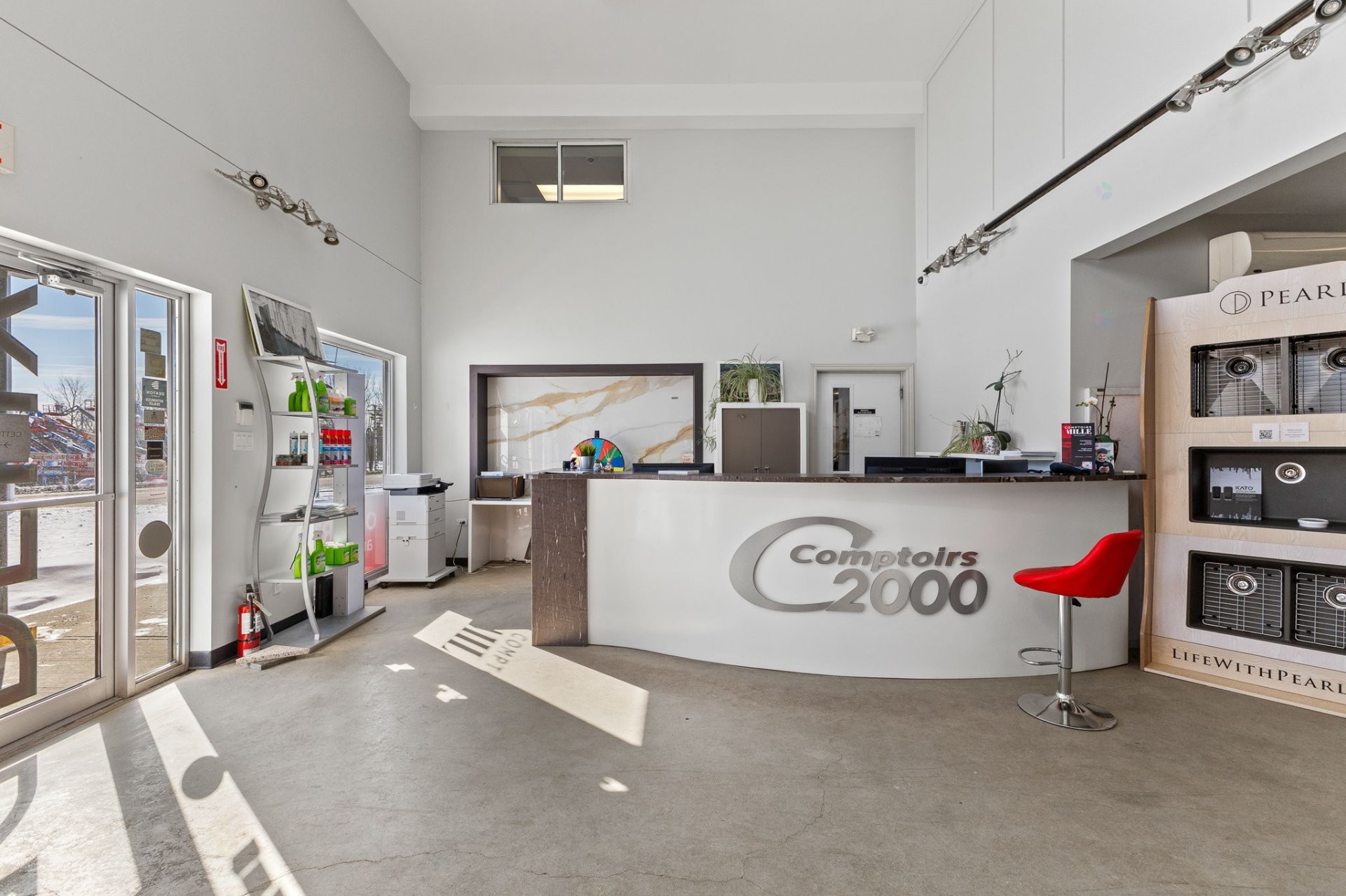 









183


Boul. de l'Aéroport

,
Gatineau (Gatineau),




QC
J8R3X2

