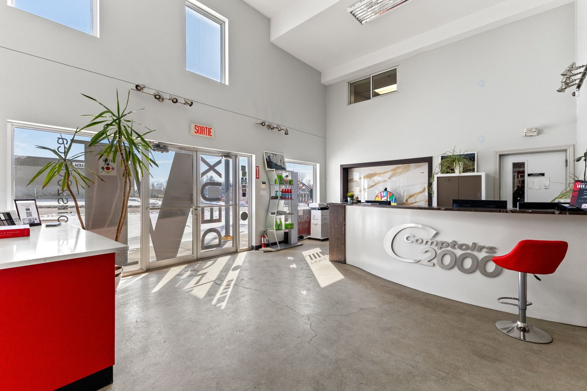 









183


Boul. de l'Aéroport

,
Gatineau (Gatineau),




QC
J8R3X2

