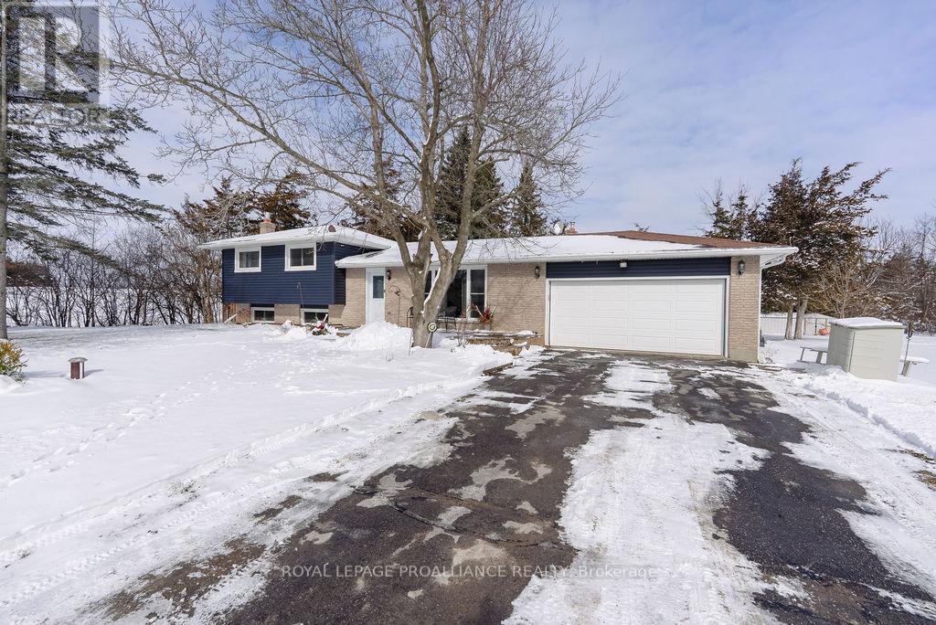 












202 HUNTINGWOOD DRIVE

,
Quinte West (Sidney Ward),




Ontario
K8N4Z5

