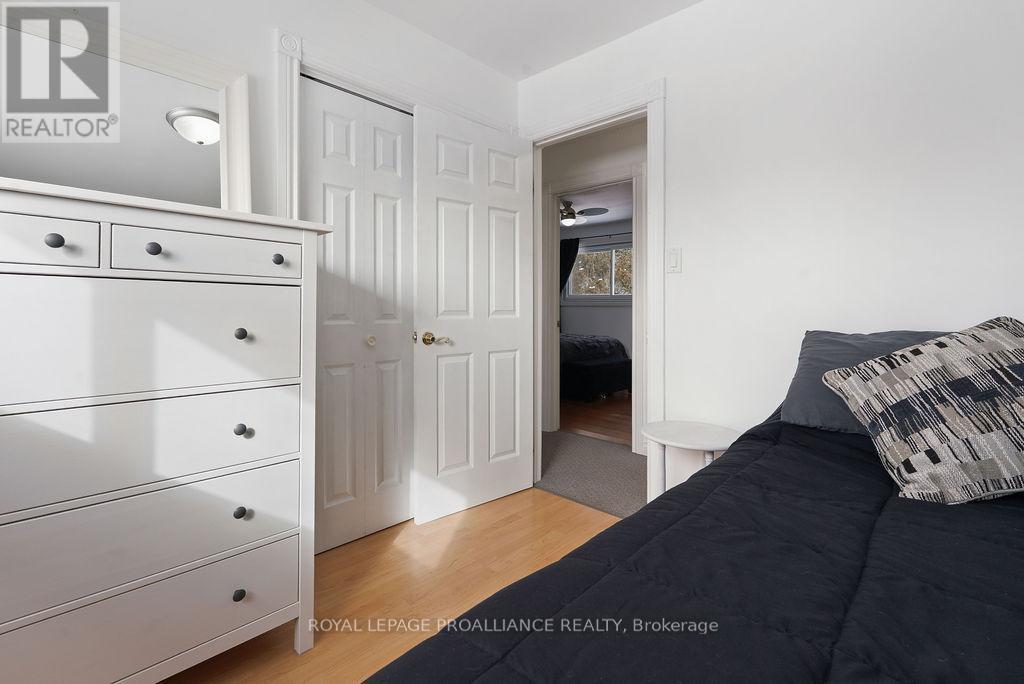 












202 HUNTINGWOOD DRIVE

,
Quinte West (Sidney Ward),




Ontario
K8N4Z5

