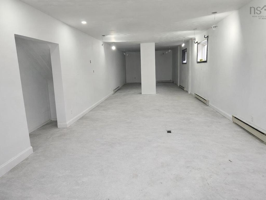 












1 Queen Street

,
Truro,




NS
B2N 2A7

