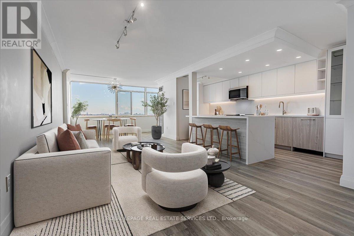 












706 - 3000 BATHURST STREET

,
Toronto,




Ontario
M6B3B4

