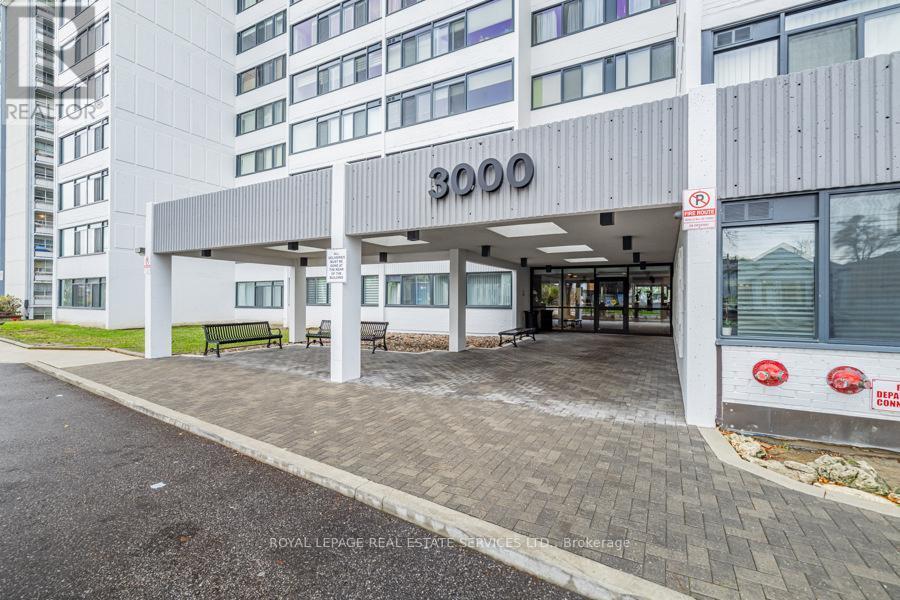 












706 - 3000 BATHURST STREET

,
Toronto,




Ontario
M6B3B4

