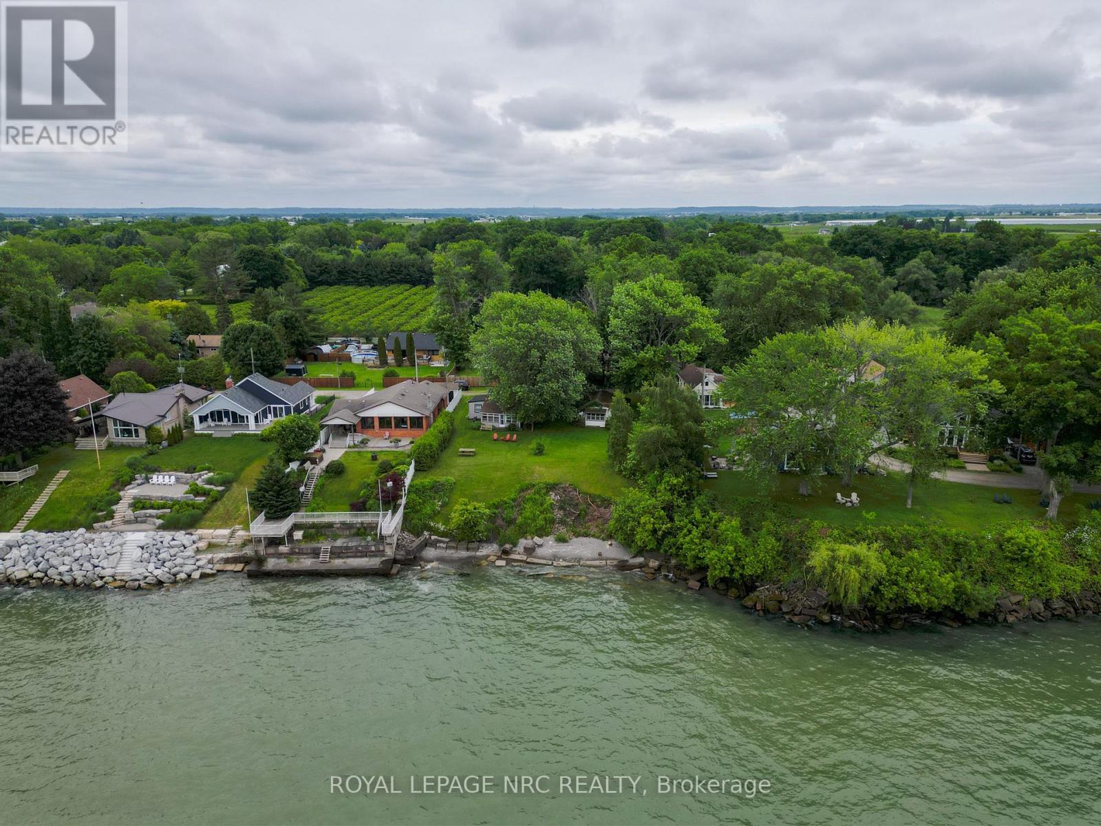 












6 FIRELANE 14D ROAD

,
Niagara-on-the-Lake (Lakeshore),




Ontario
L0S1J0

