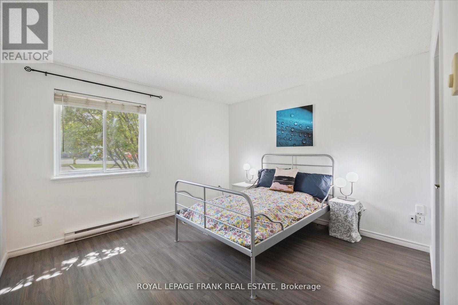 












104 - 91 ASPEN SPRINGS DRIVE

,
Clarington (Bowmanville),




Ontario
L1C5J9

