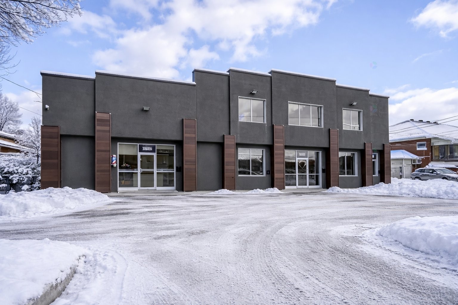 









3651


Mtée Gagnon

,
Terrebonne (Terrebonne),




QC
J7E4H5

