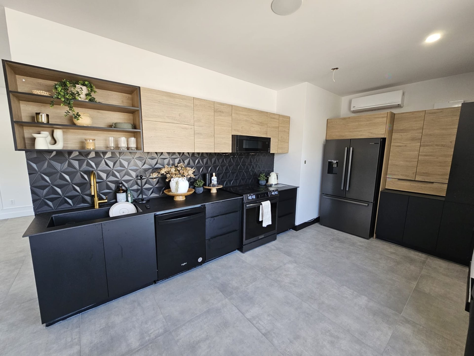 









3651


Mtée Gagnon

,
Terrebonne (Terrebonne),




QC
J7E4H5

